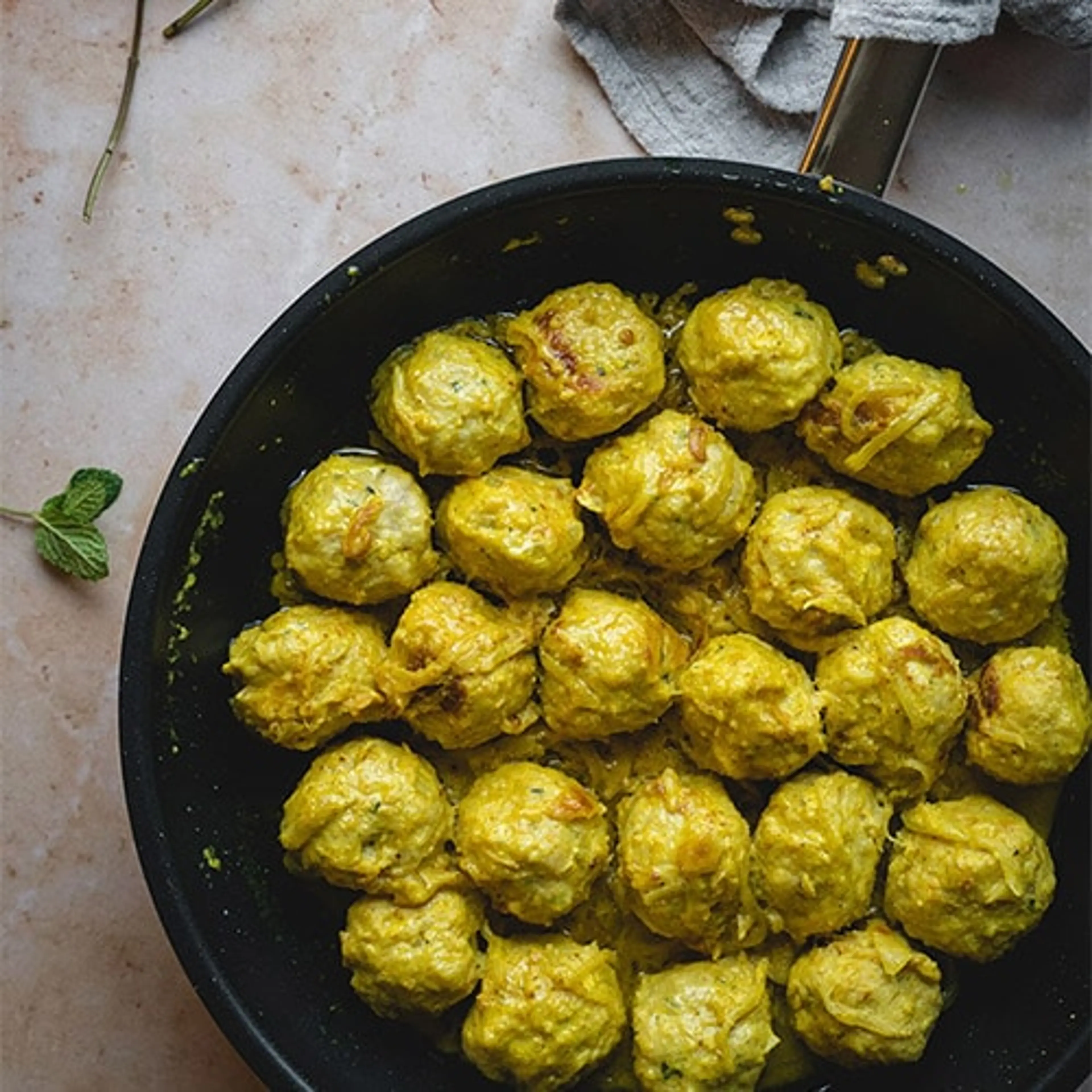 Chicken Kofta Korma (Indian Meatballs in Creamy Sauce)