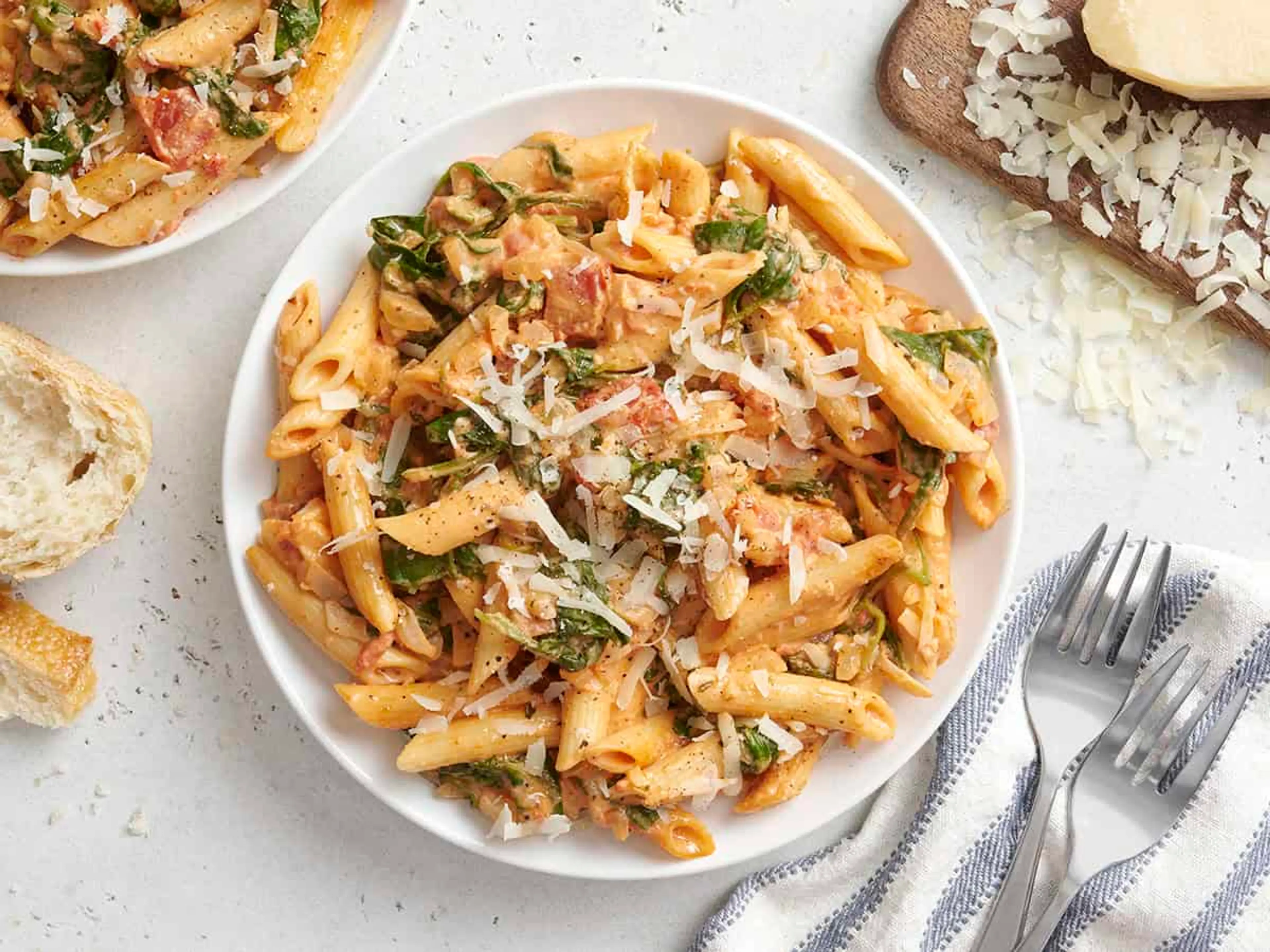 Creamy Tomato and Spinach Pasta