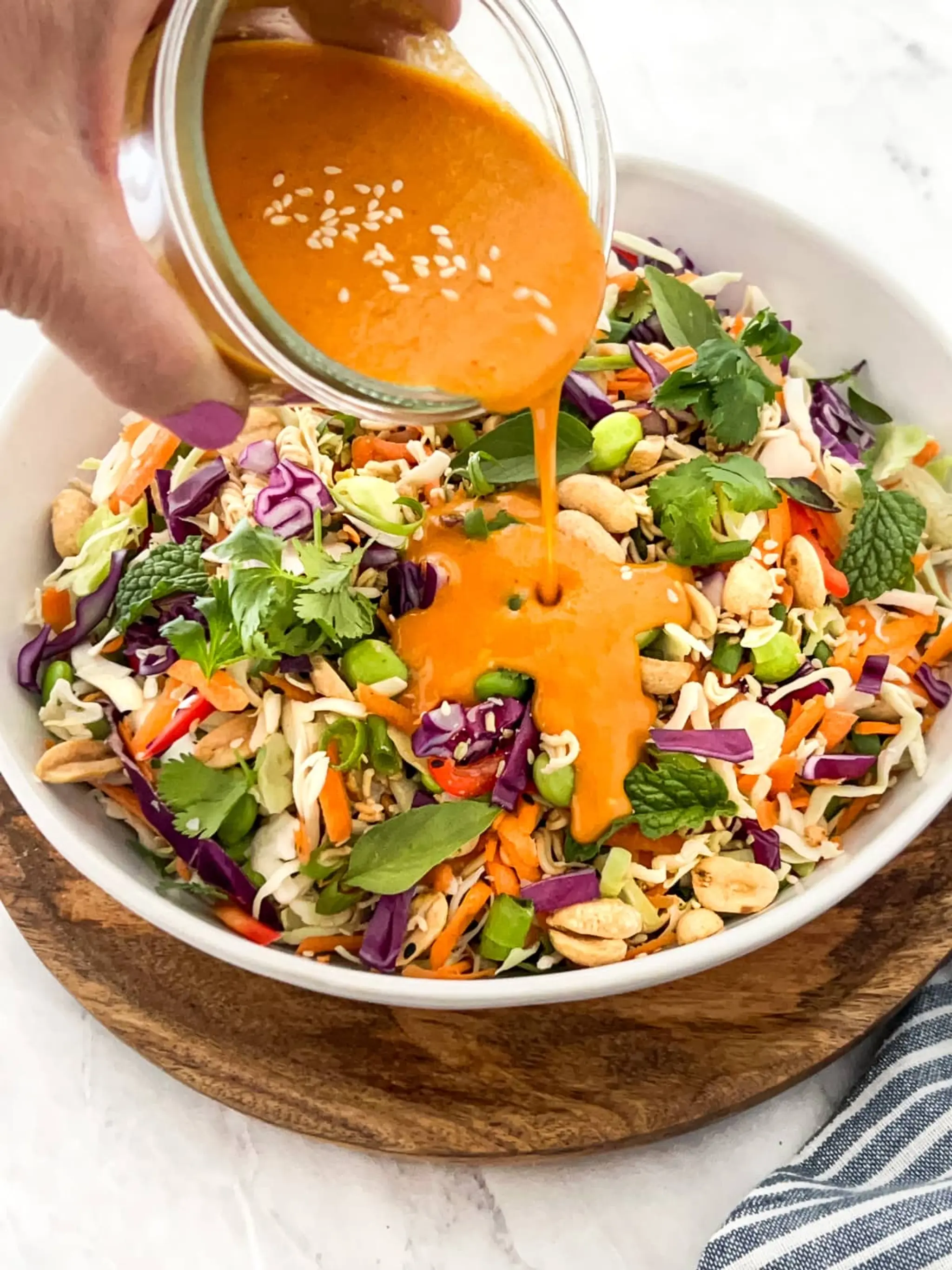 Easy Crunchy Asian Cabbage Salad (w/sesame ginger dressing)