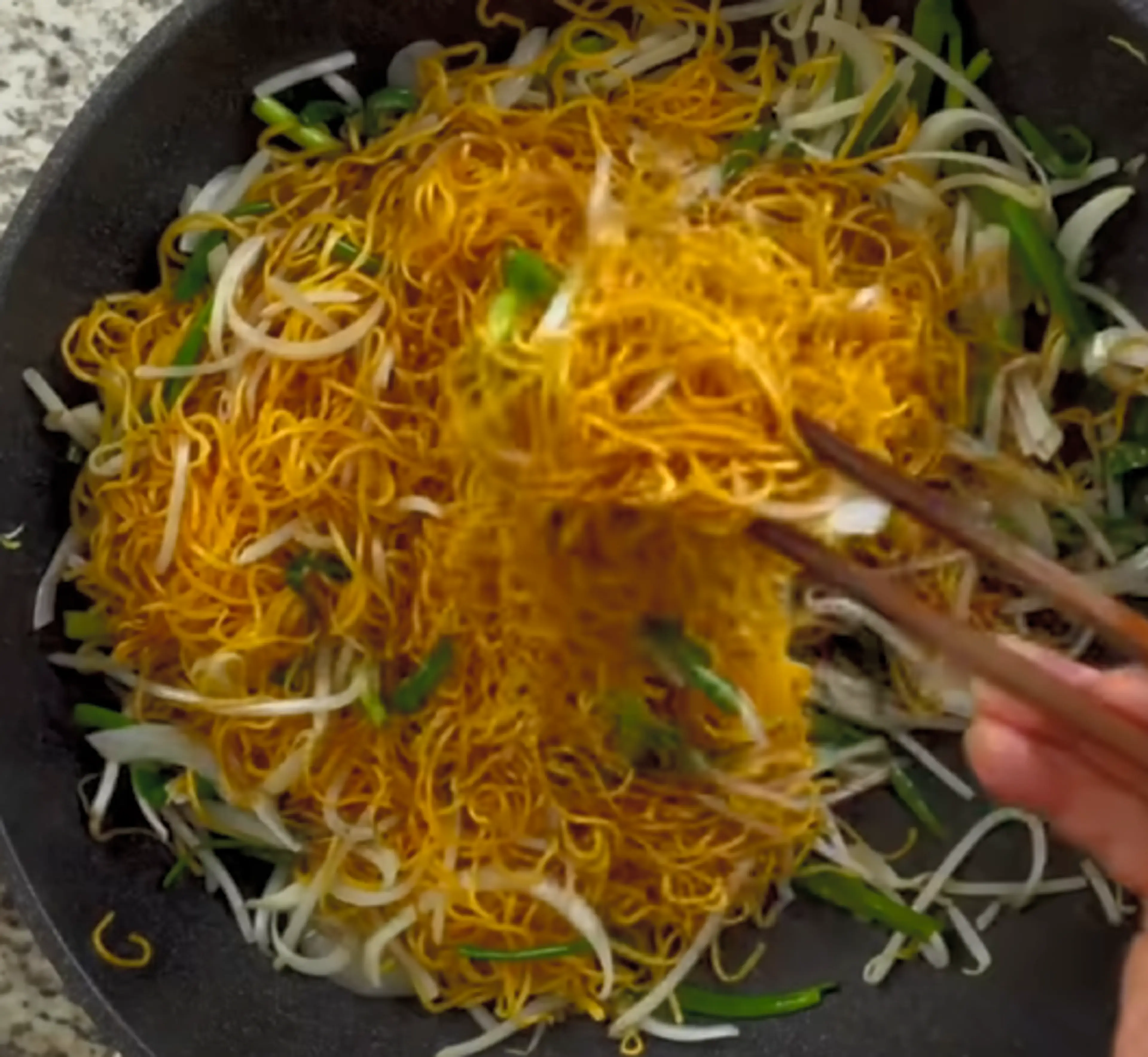 Cantonese Chow Mein