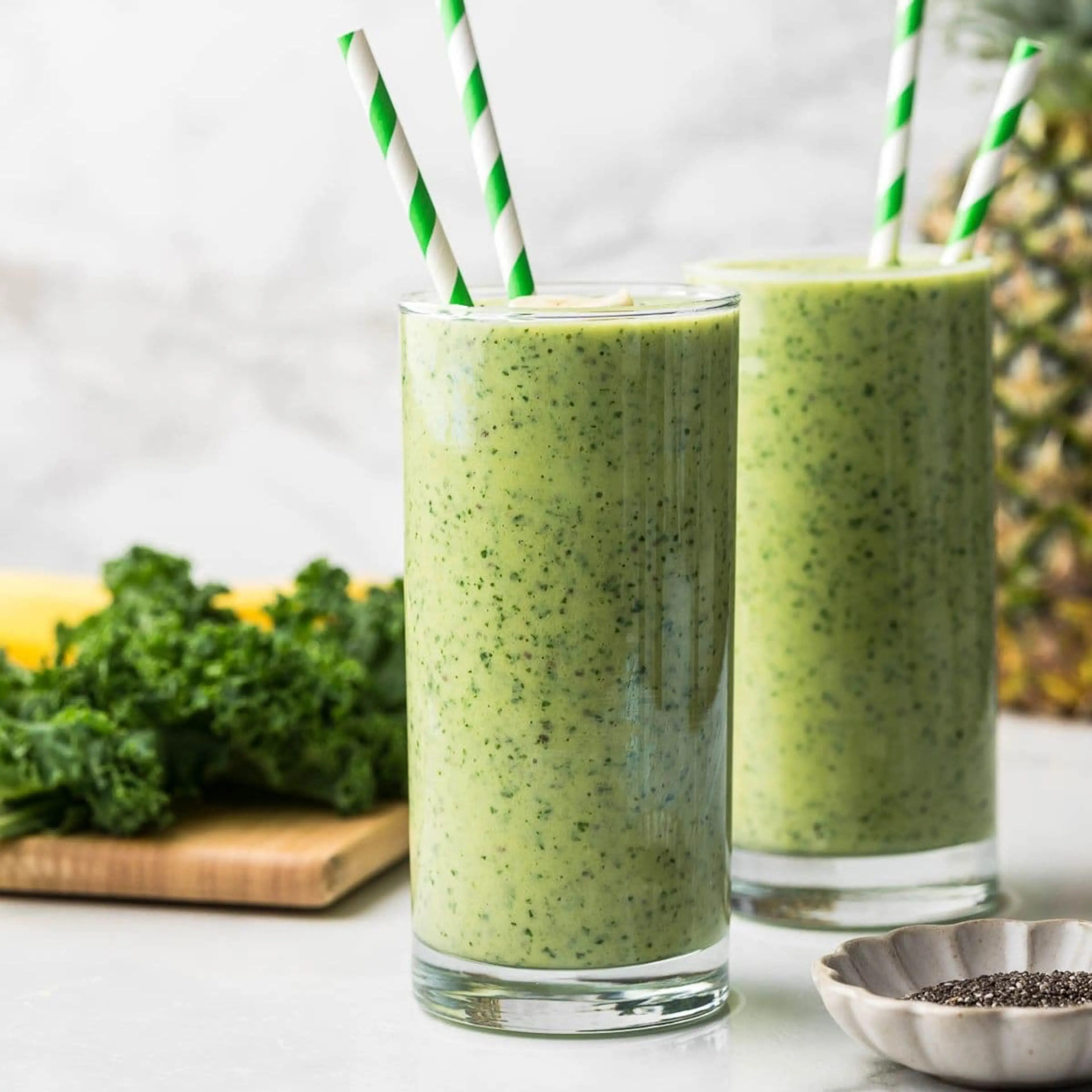 Mango Pineapple Kale Smoothie