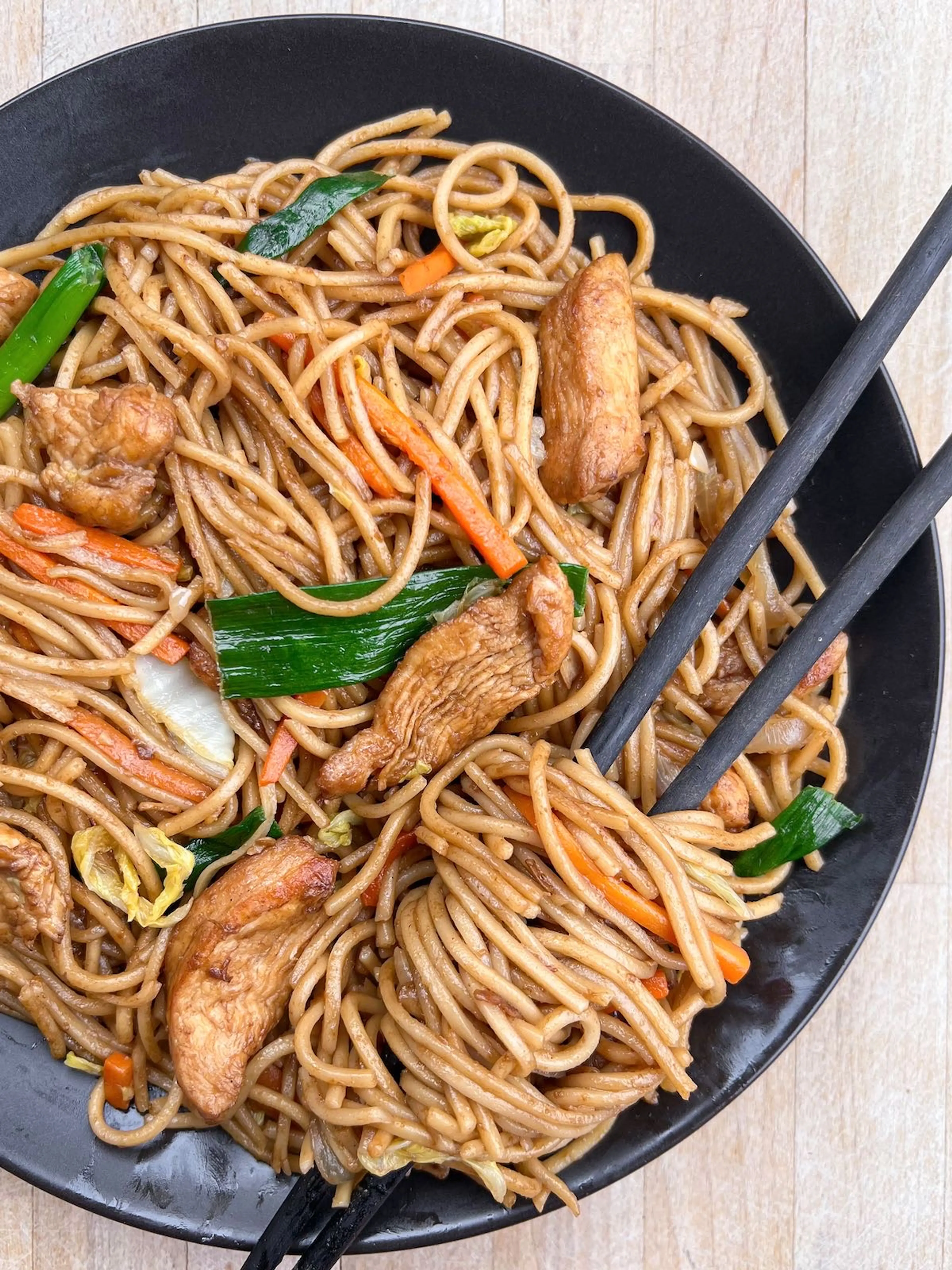 Chicken Lo Mein