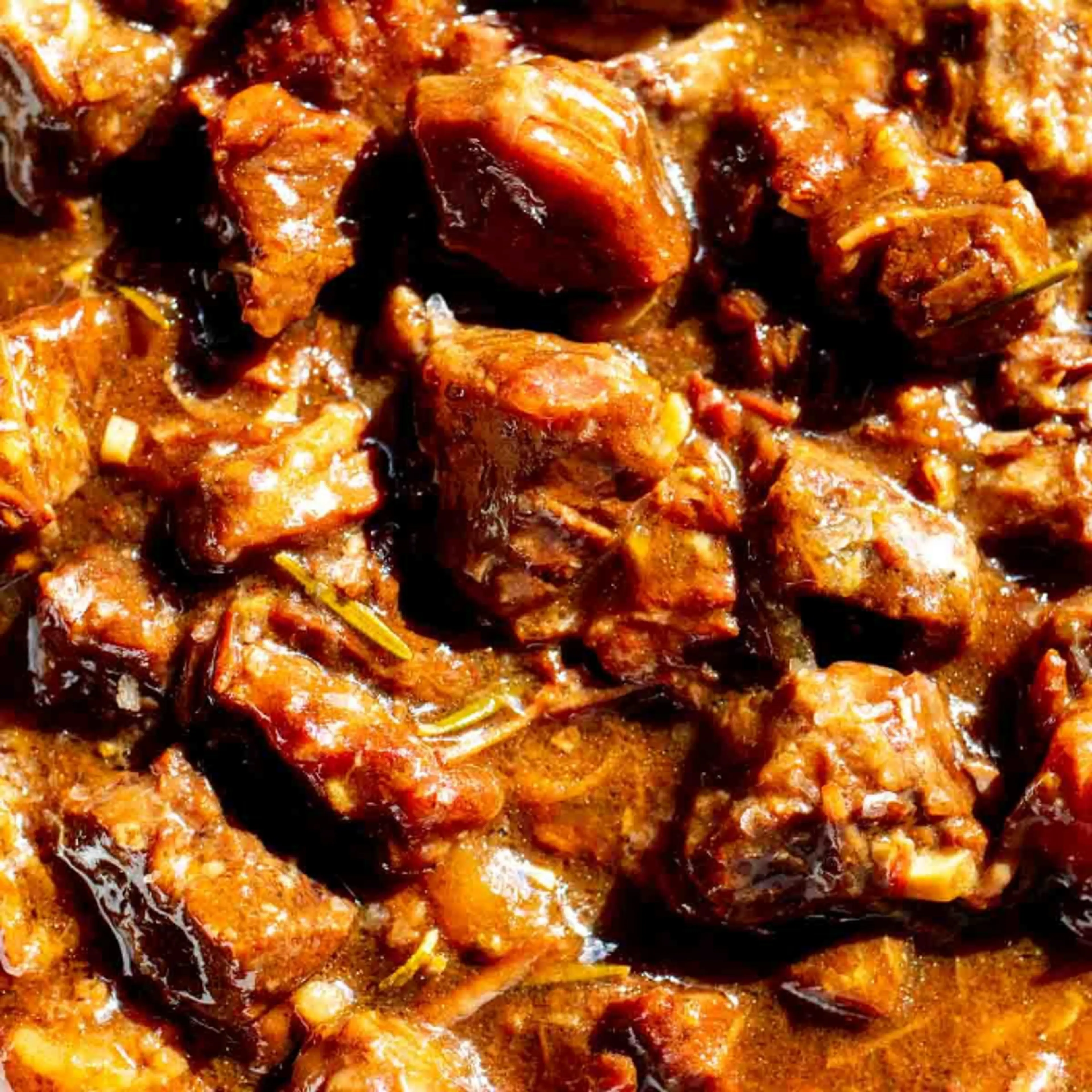 Crockpot Steak Bites with Garlic, Rosemary & Honey Balsamic