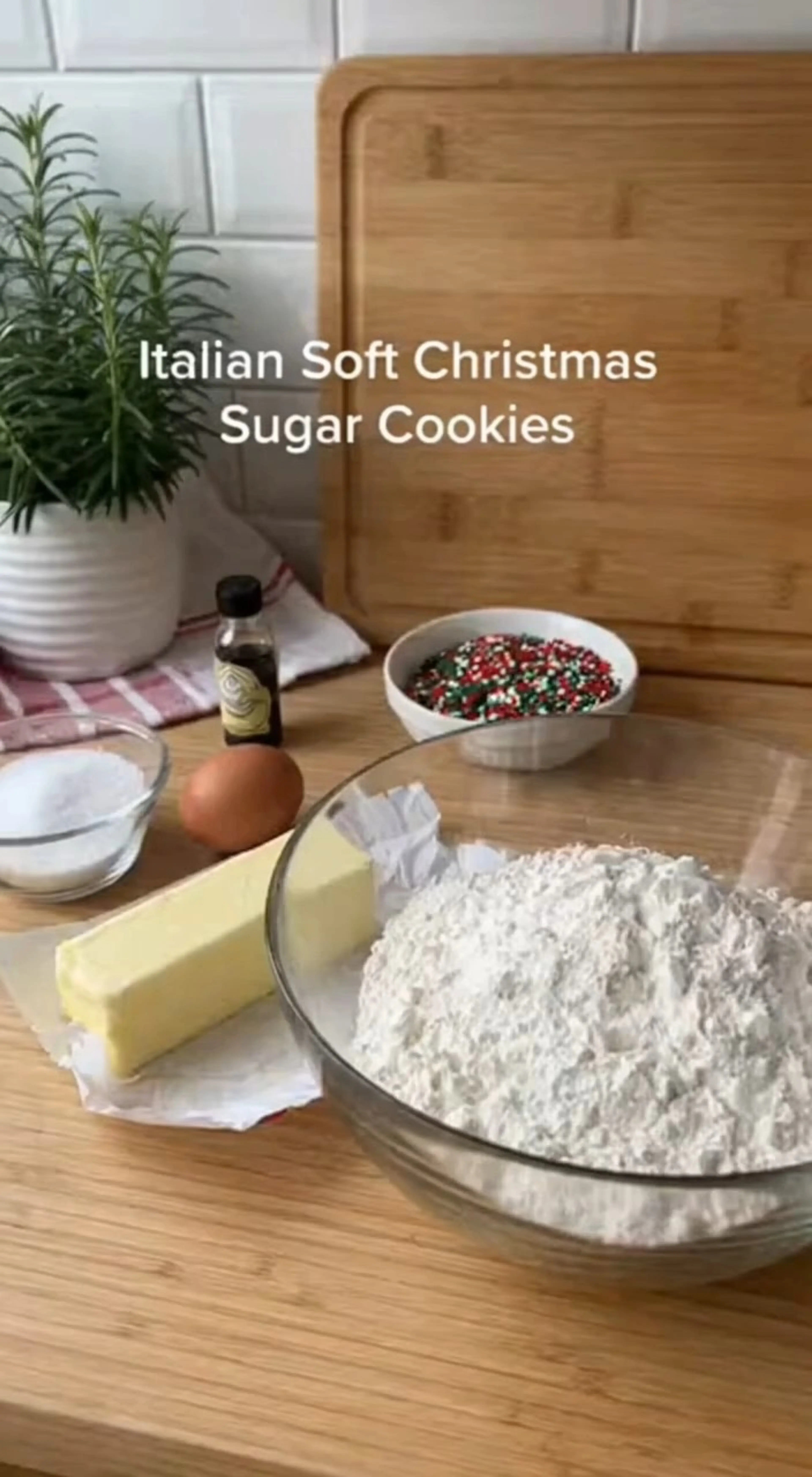 Italian Soft Christmas Sugar Cookies