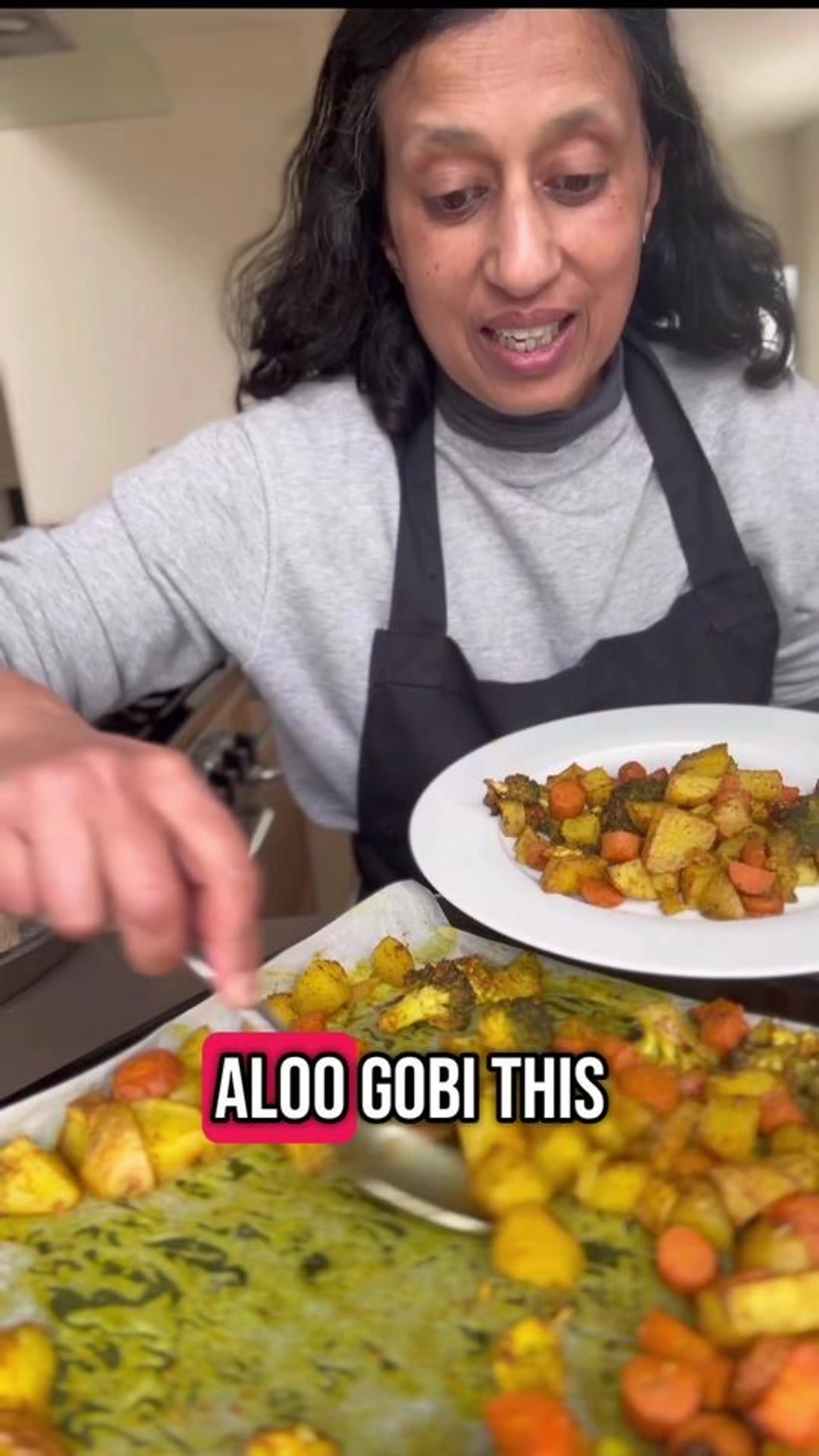 Aloo Hari Phool Gobi (spiced Roasted Potatoes & Broccoli
