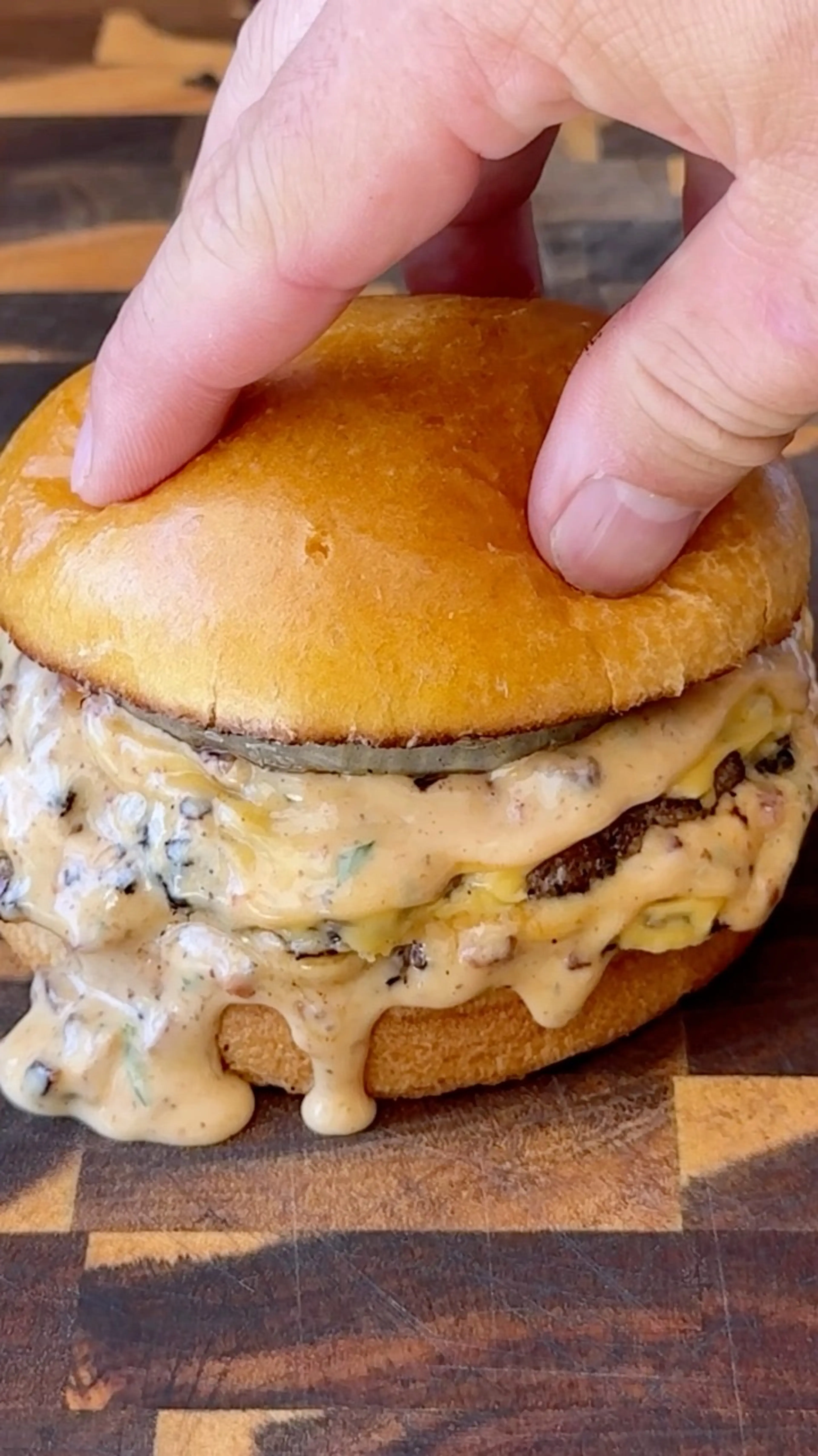 Smash Burgers with Baconnaise