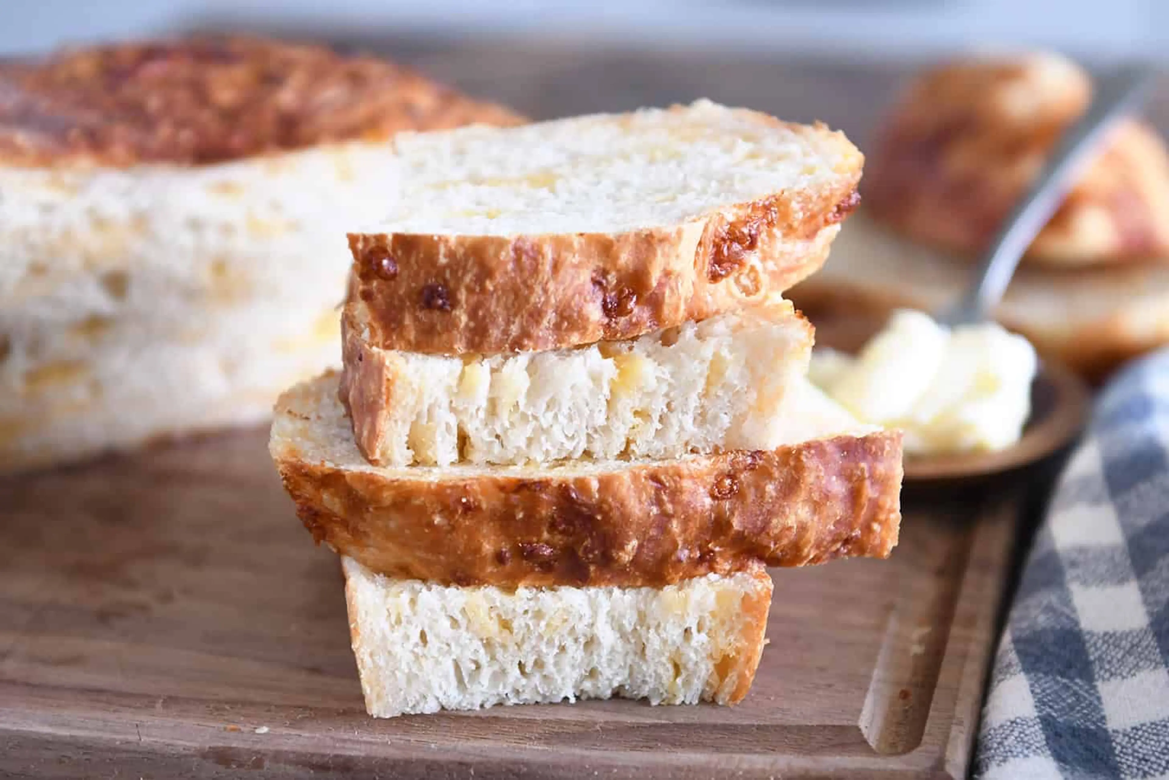 Easy No-Knead Cheesy Peasant Bread