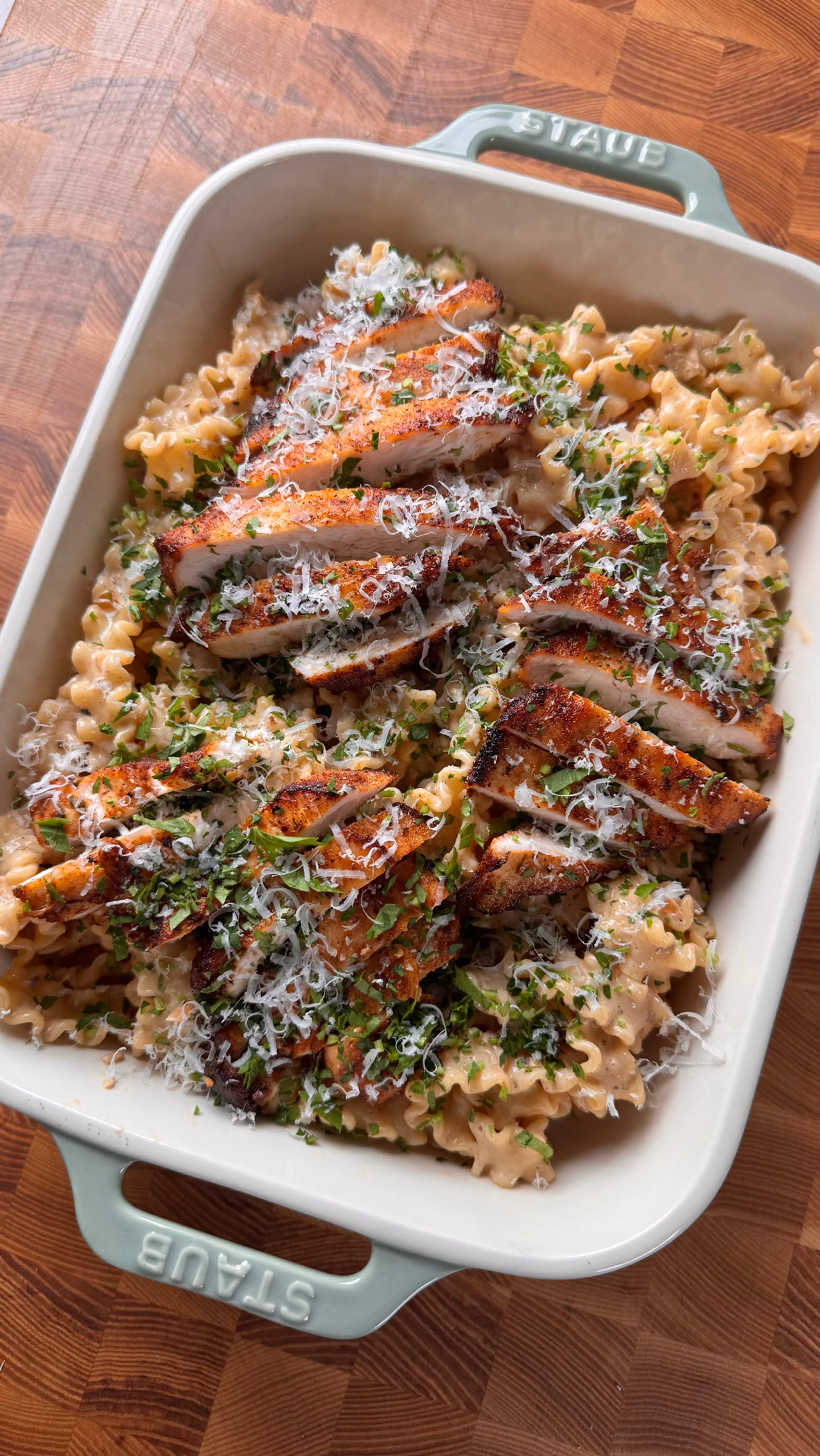 Creamy Parmesan Garlic Chicken Pasta