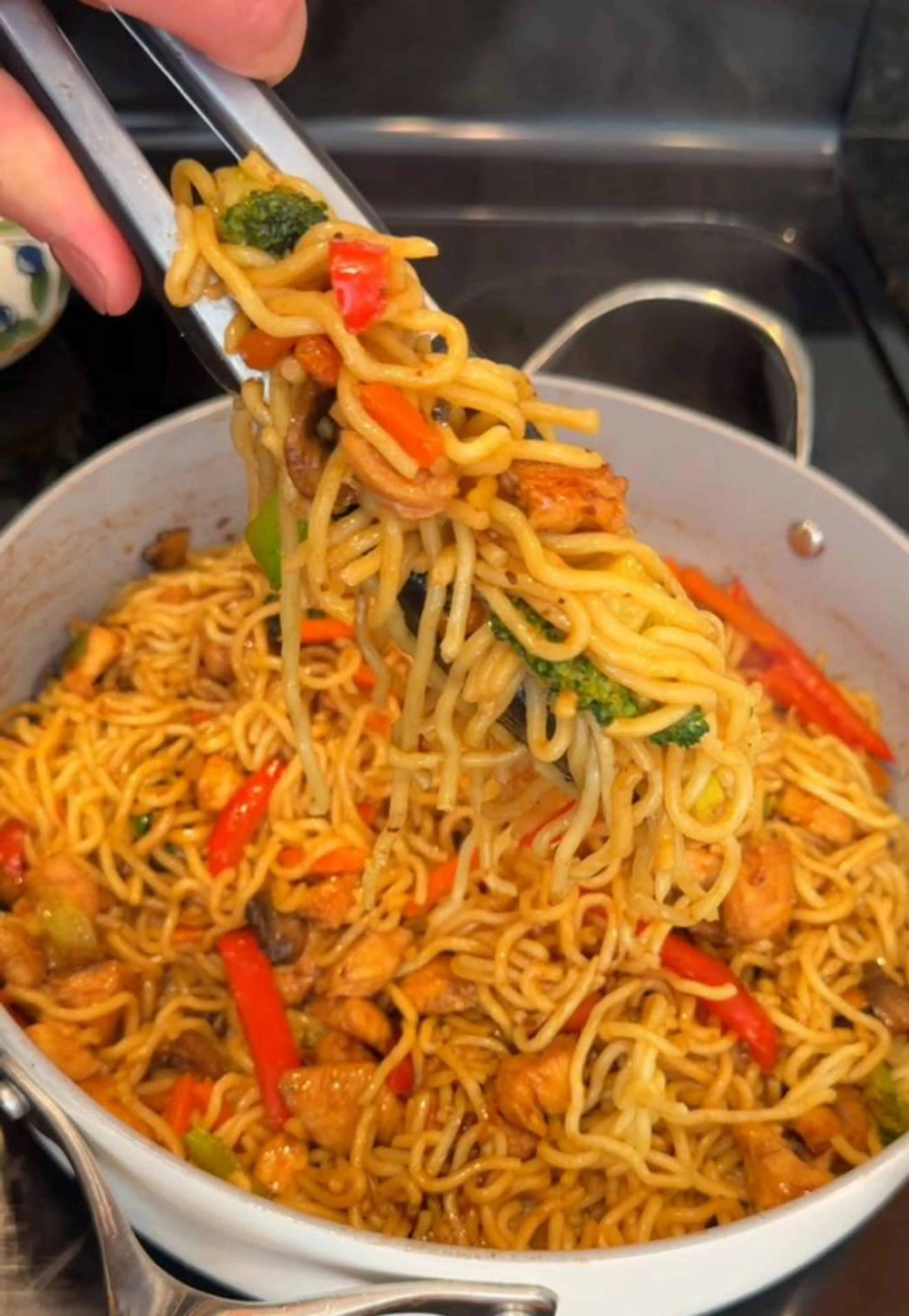 Chicken Lo Mein