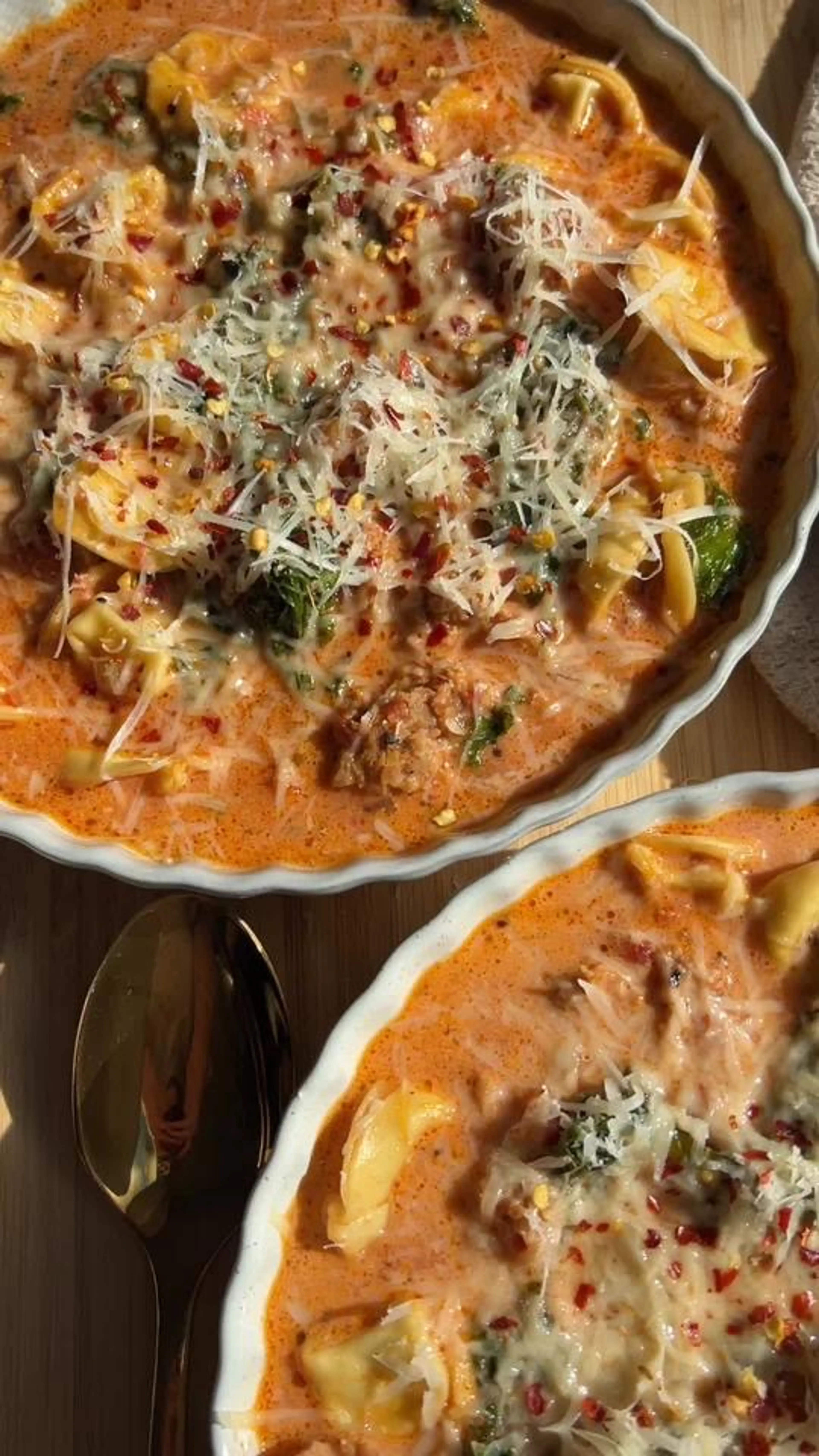 Creamy Tuscan Tortellini Soup