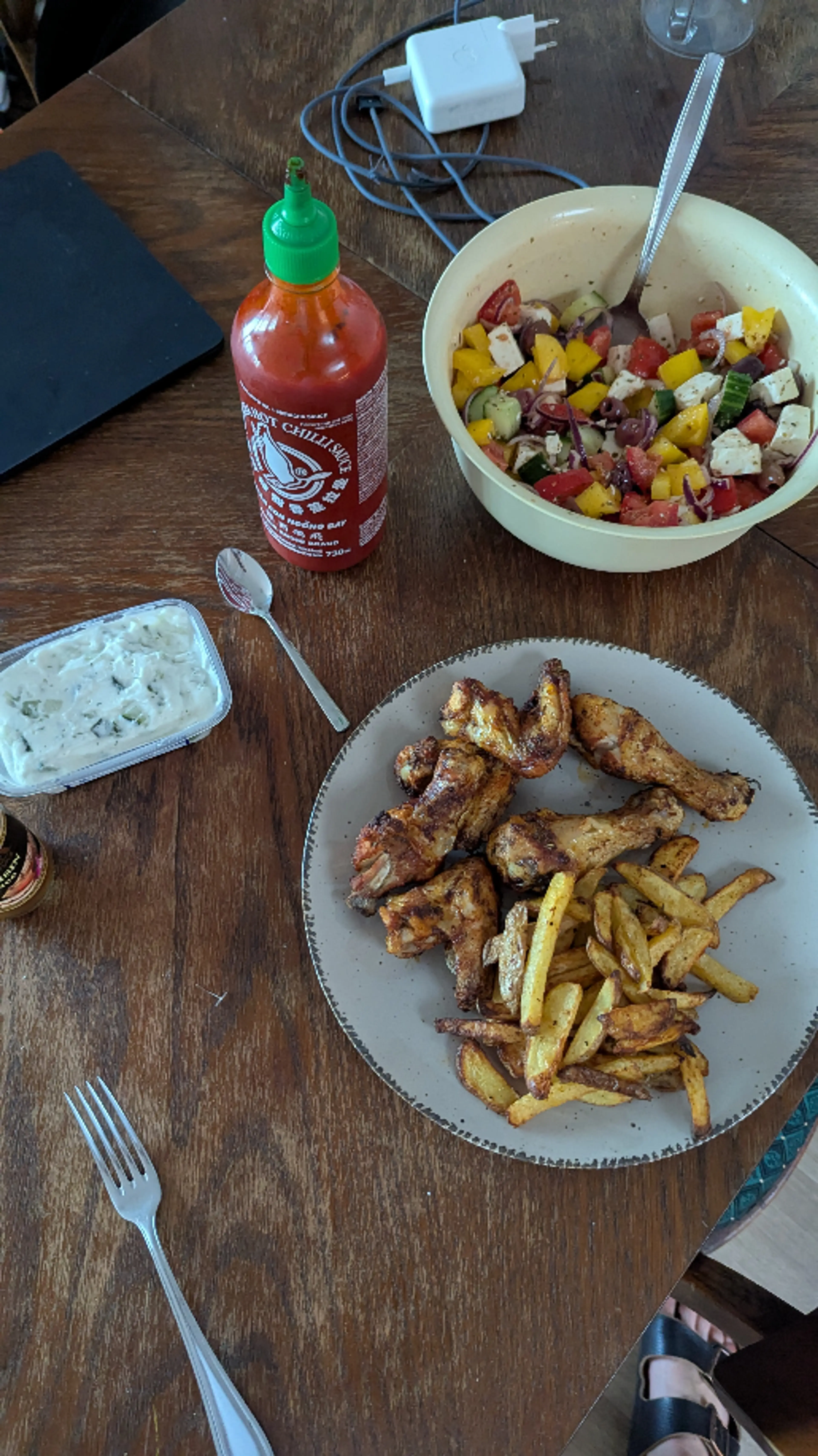 Air fryer kuře