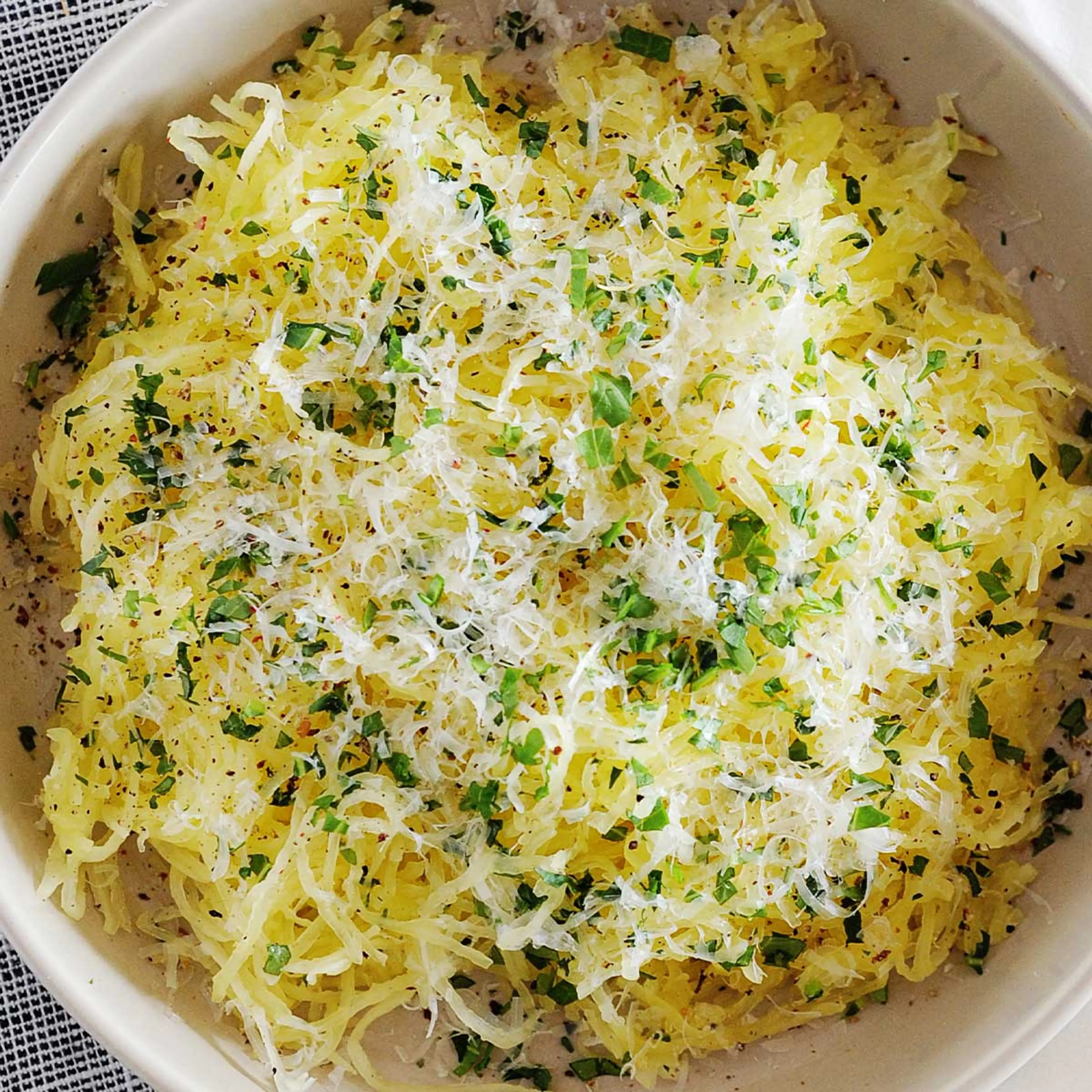 Garlic Parmesan Spaghetti Squash
