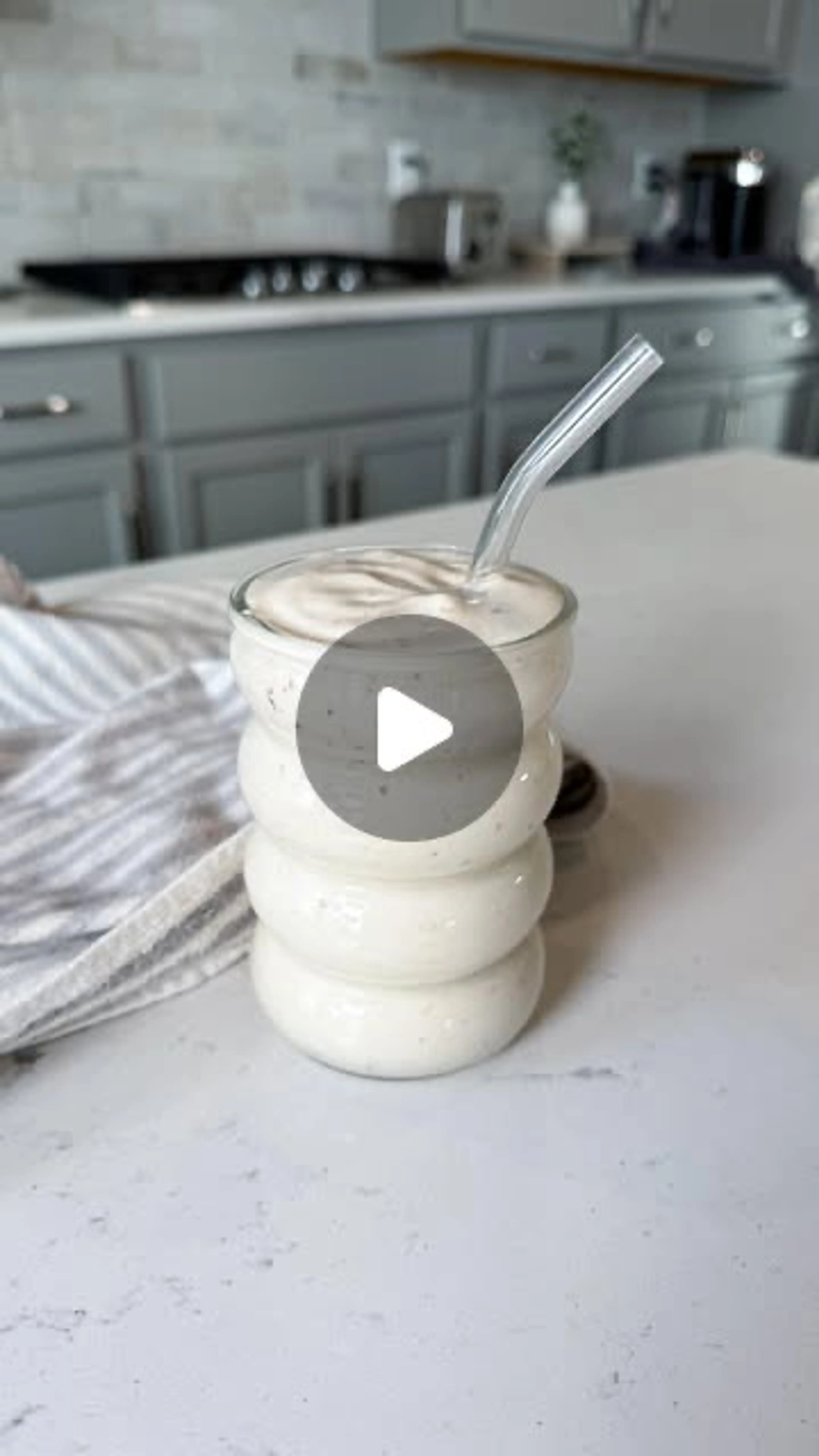 Vanilla Date Smoothie