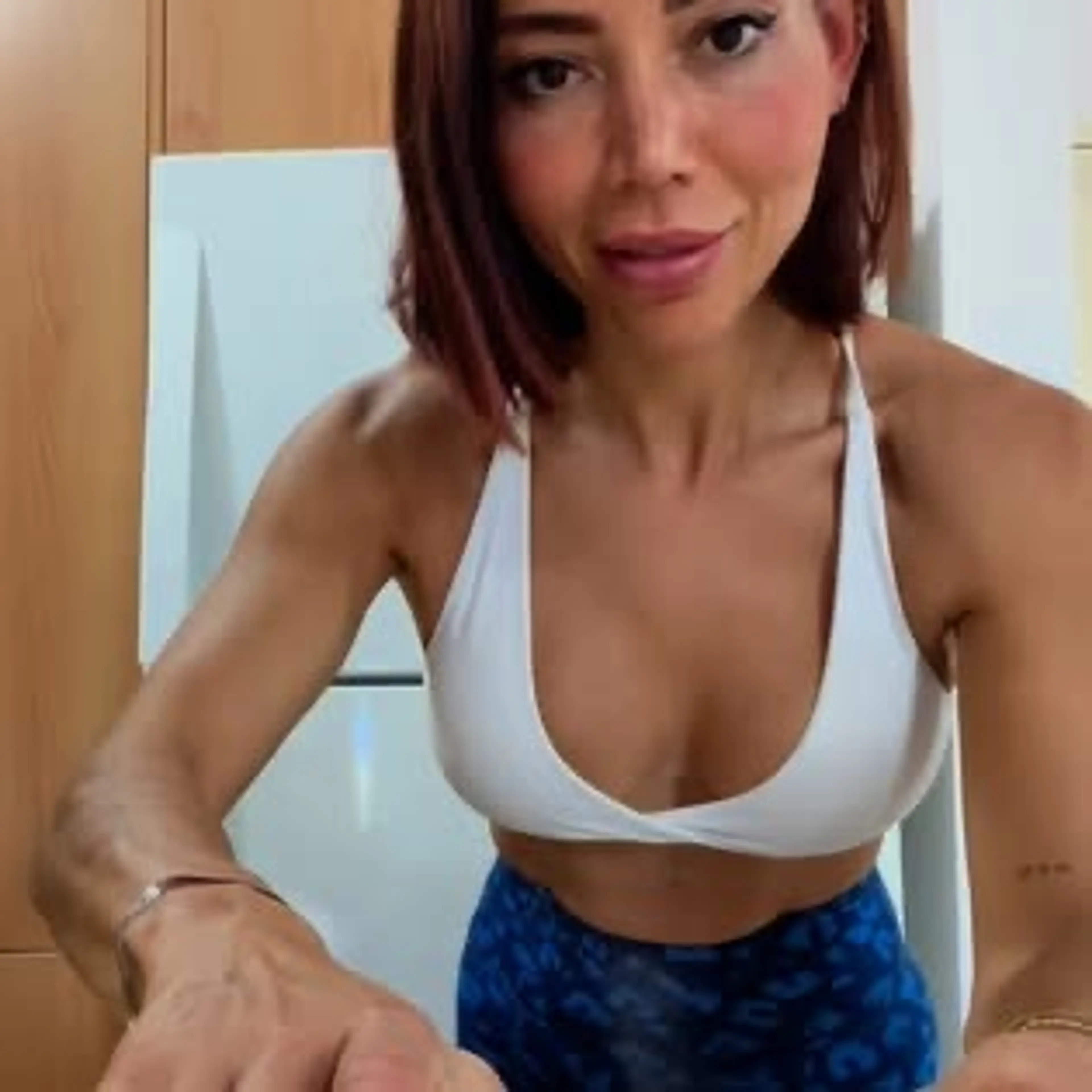 Easy Pear and Walnut Slice