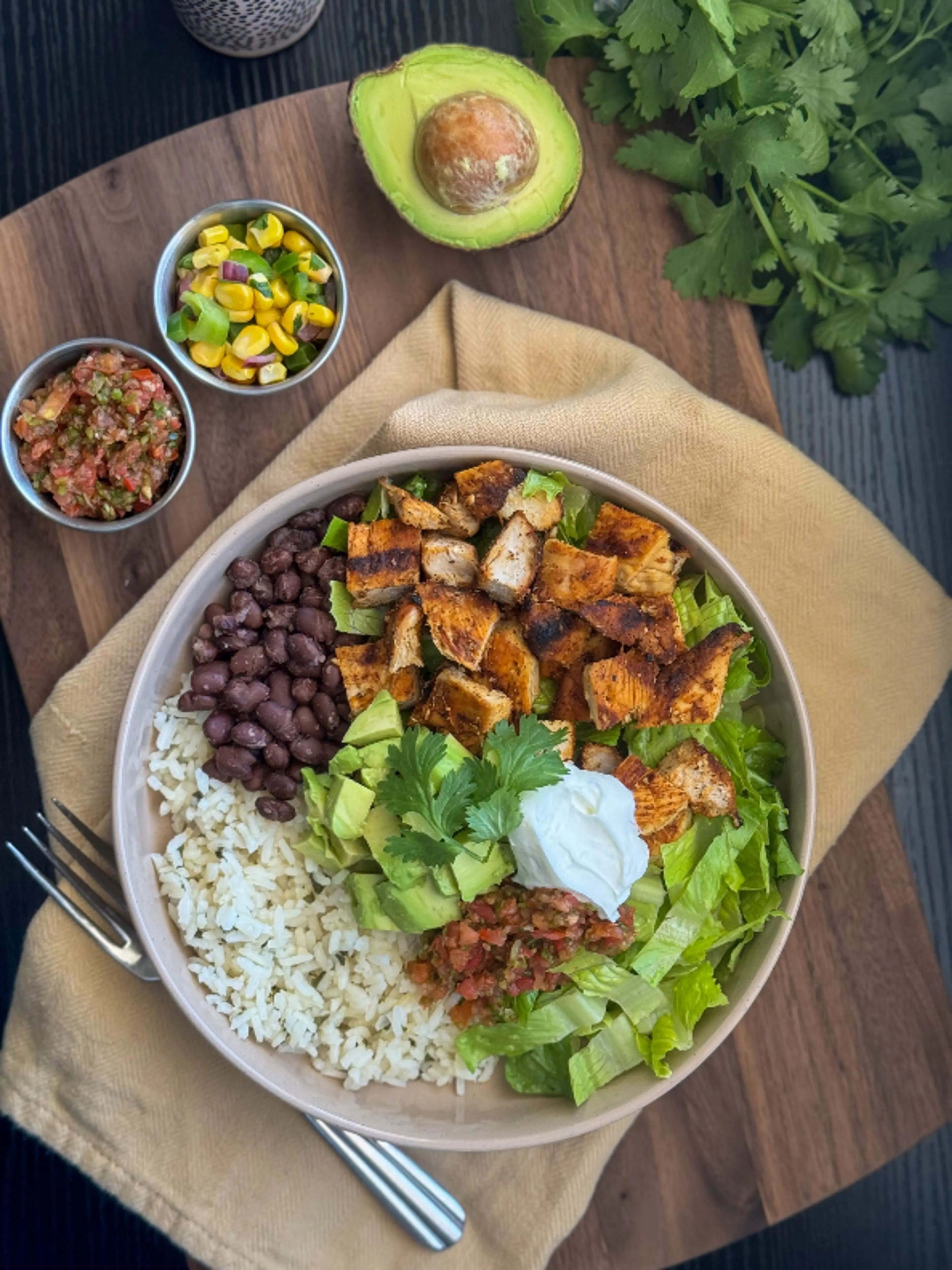 Homemade Chipotle Chicken Burrito Bowls
