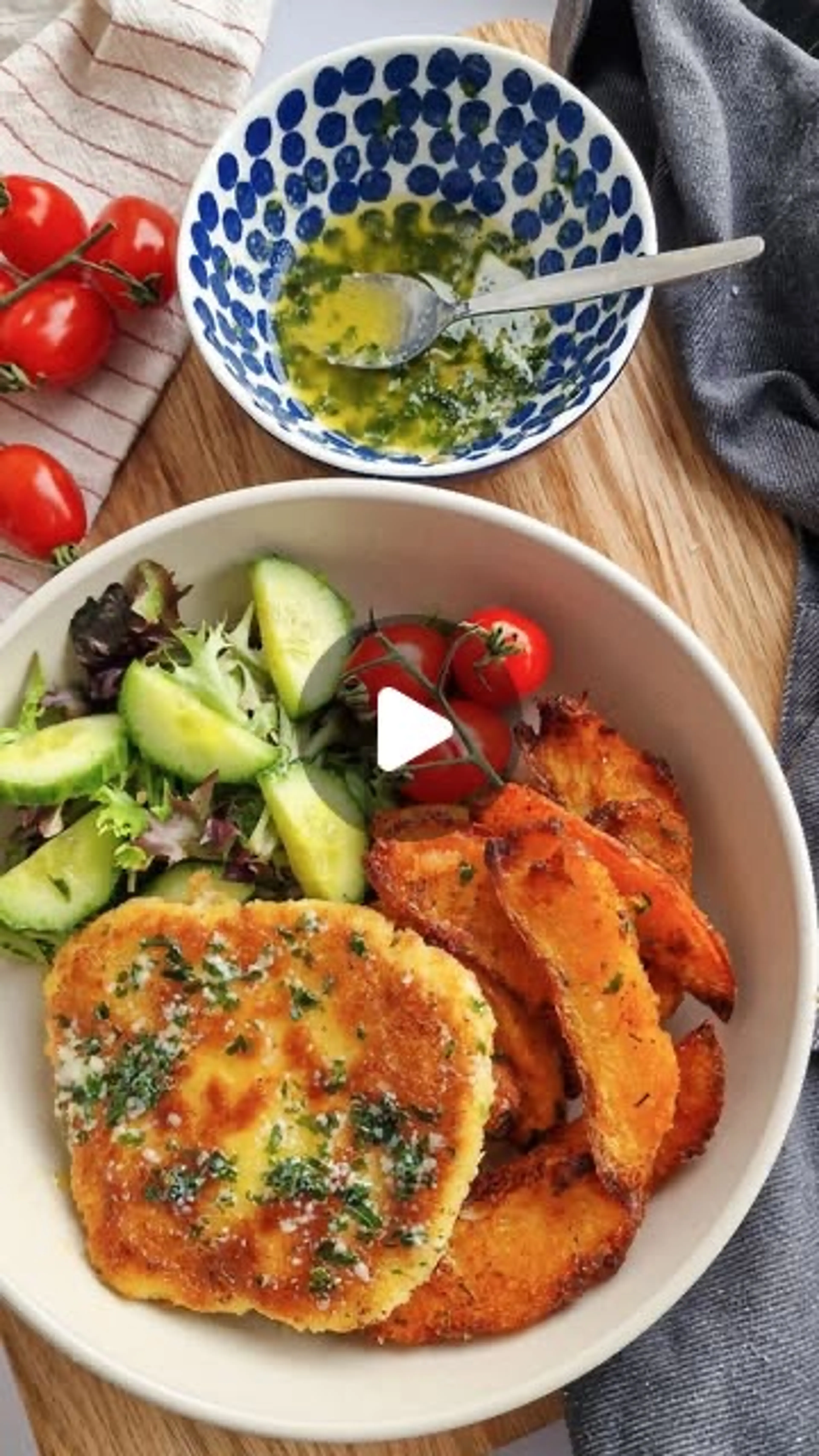 Garlic Butter Halloumi Schnitzel