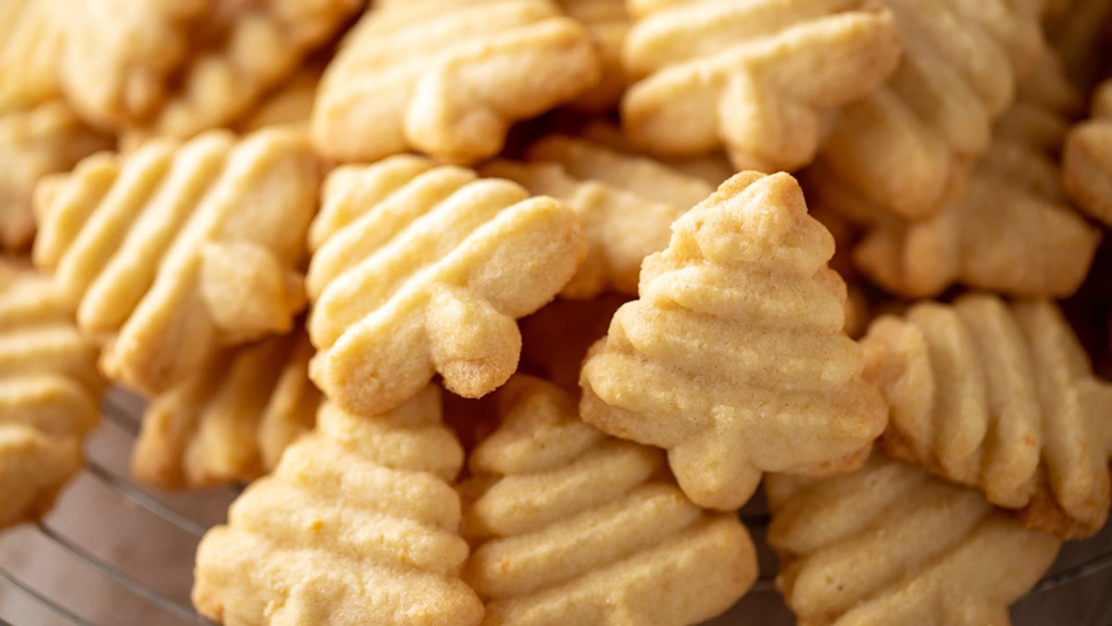 Veganes Spritzgebäck mit Mandeln