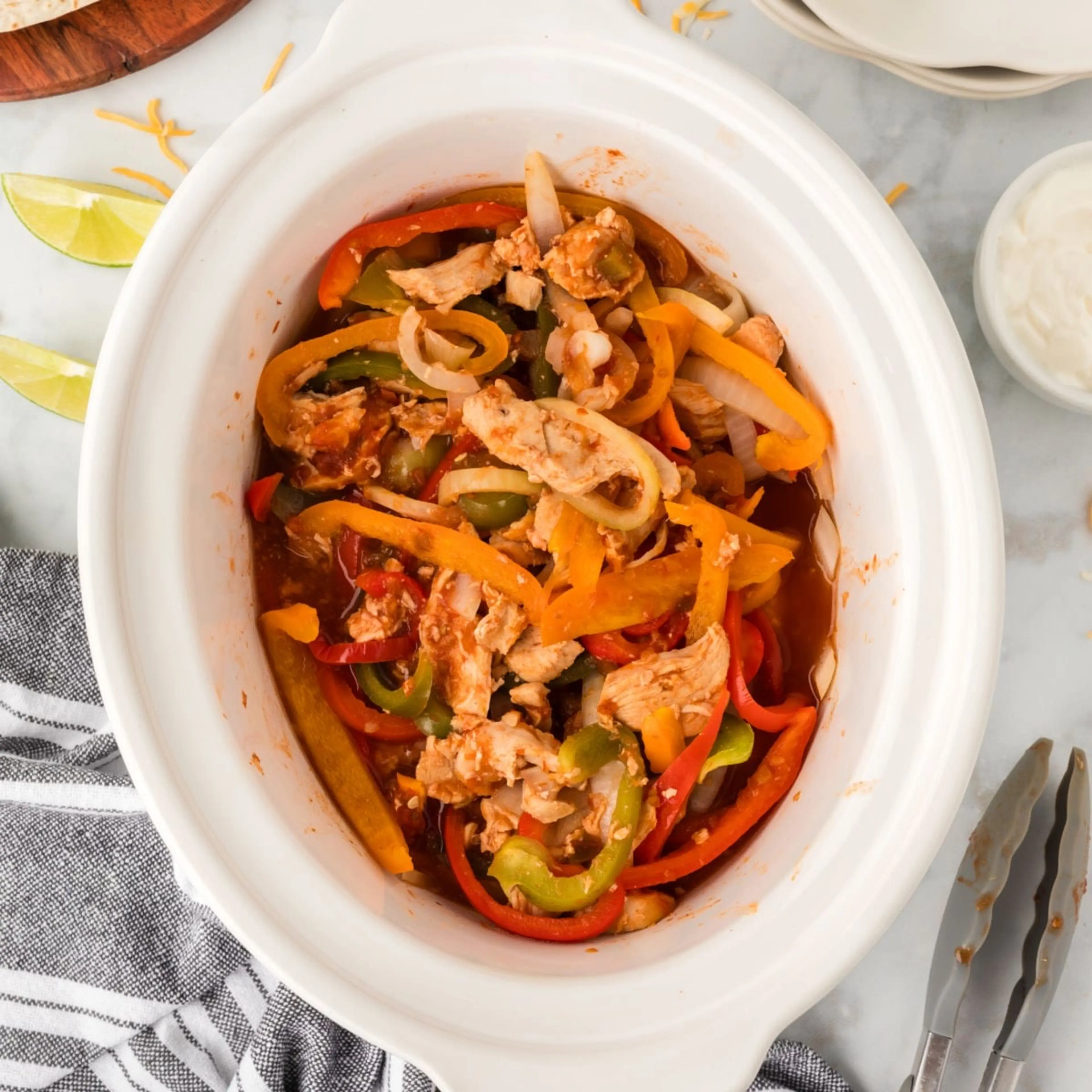 Crock pot Chicken Fajitas - only 4 ingredients!