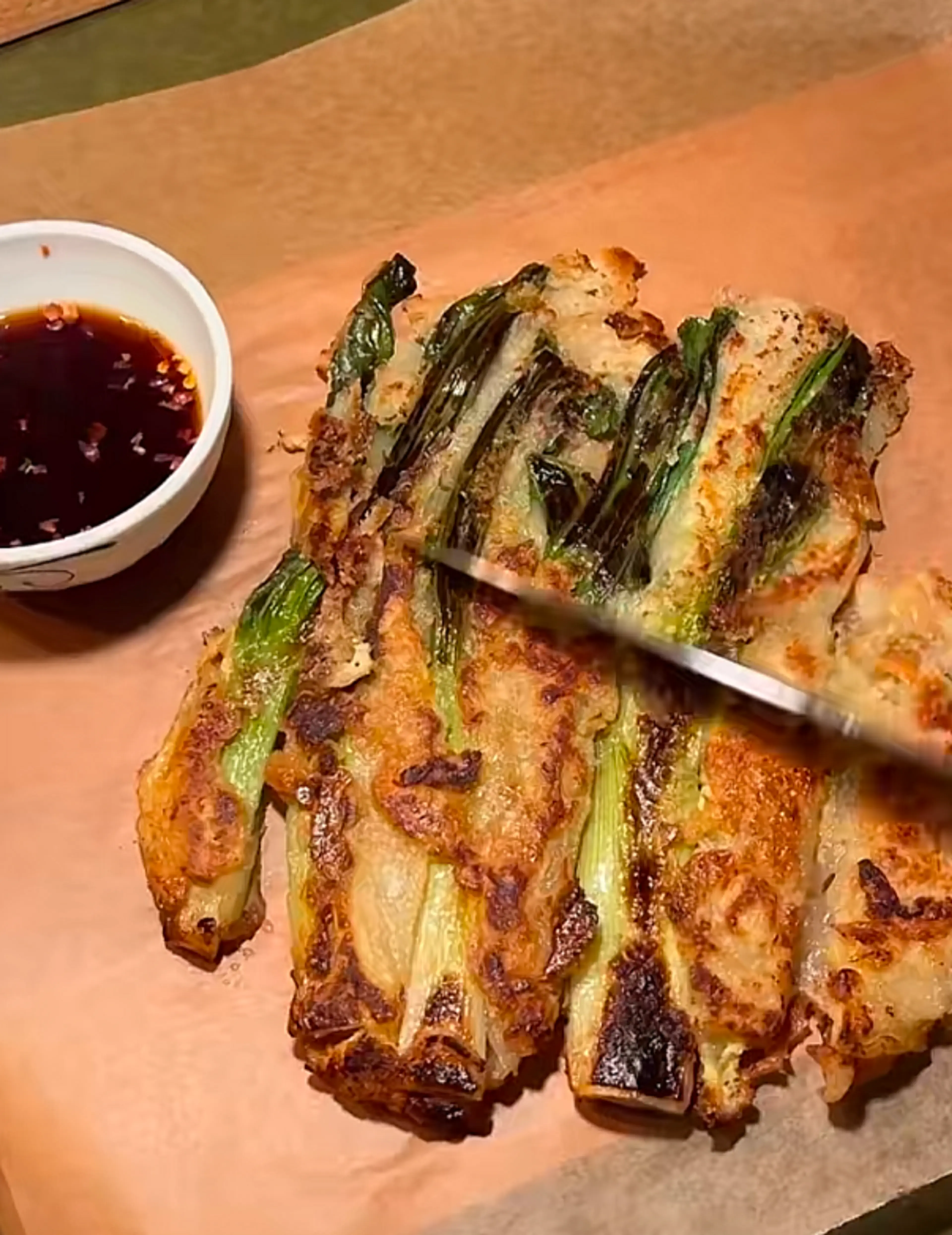 Bon Appétit, Your Majesty - Dongnae Pajeon