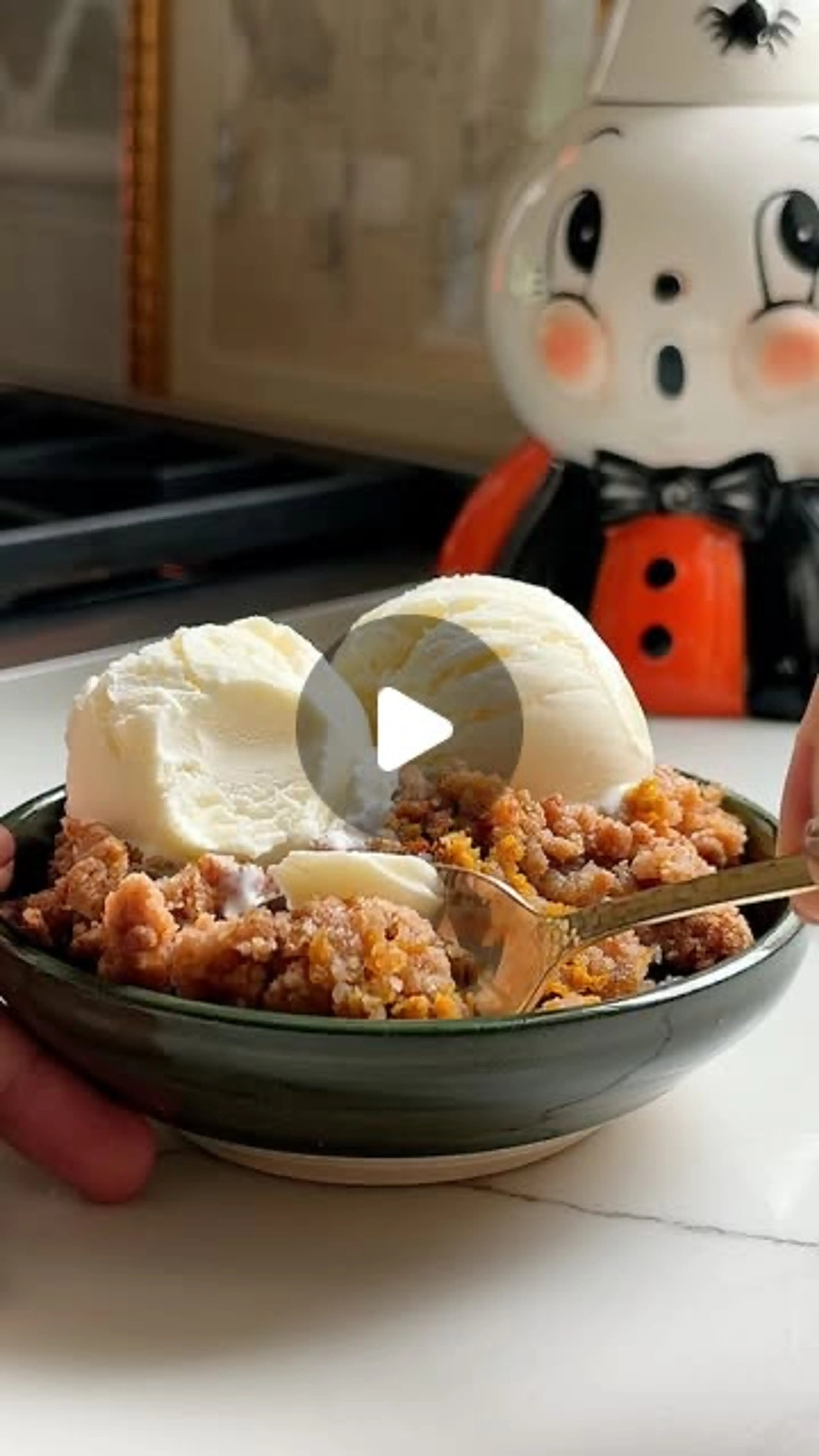 Skillet Pumpkin Crisp