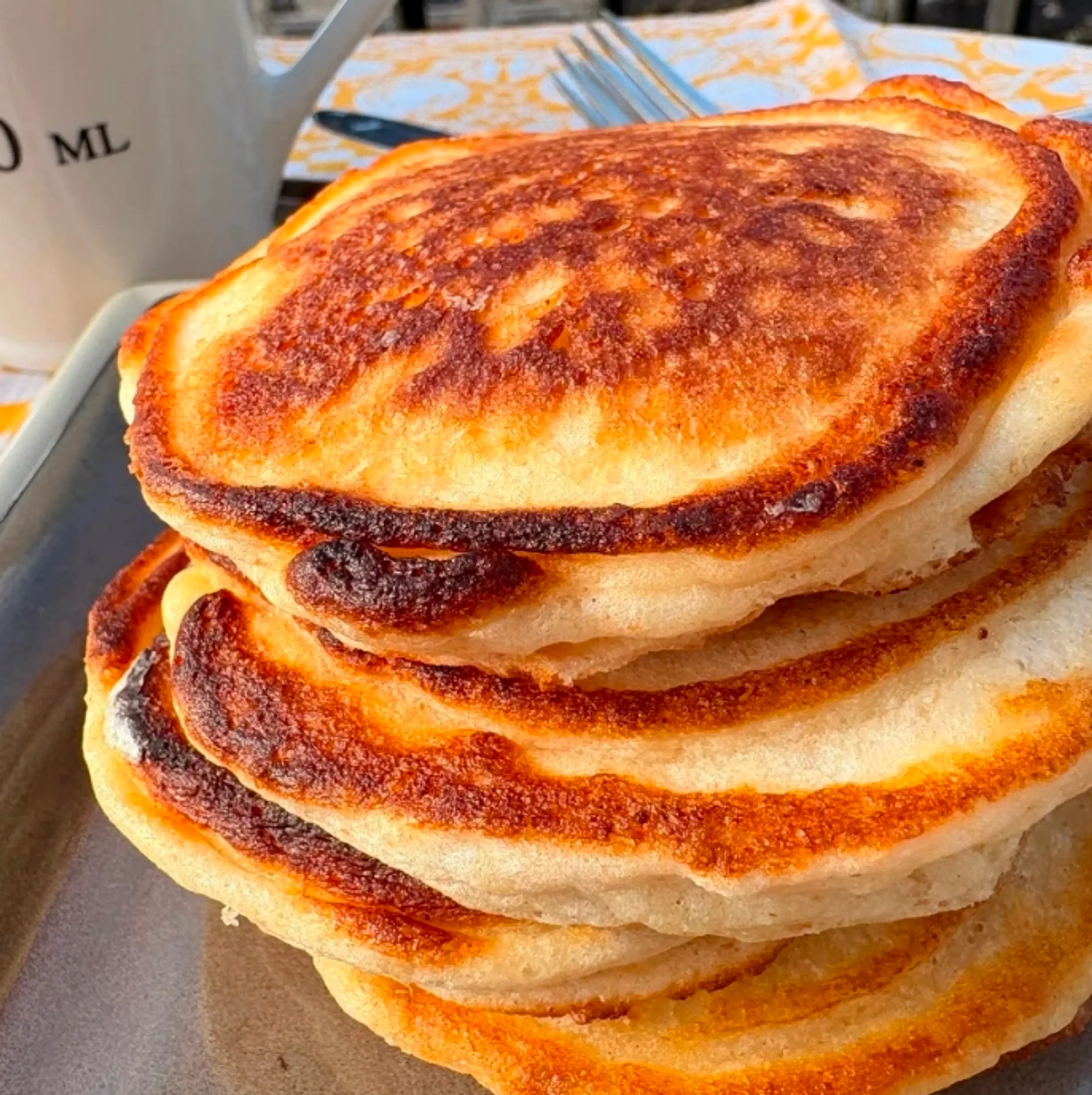 FLUFFY NO-SPECIAL-EQUIPMENT PANCAKES