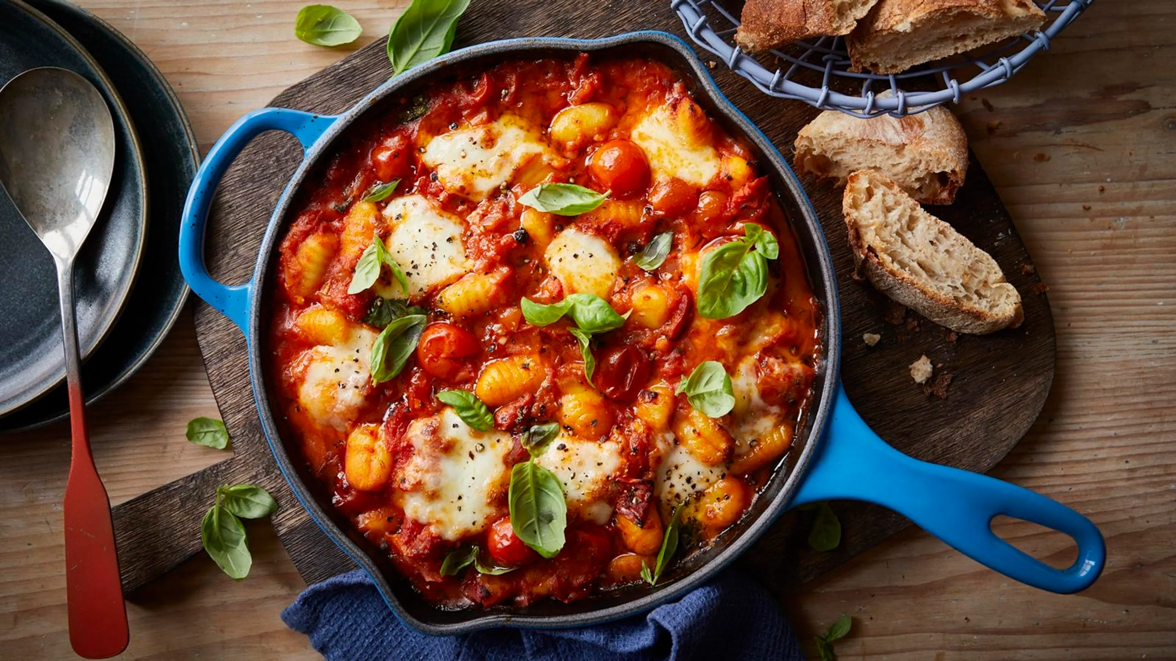 Tomato and mozzarella gnocchi bake