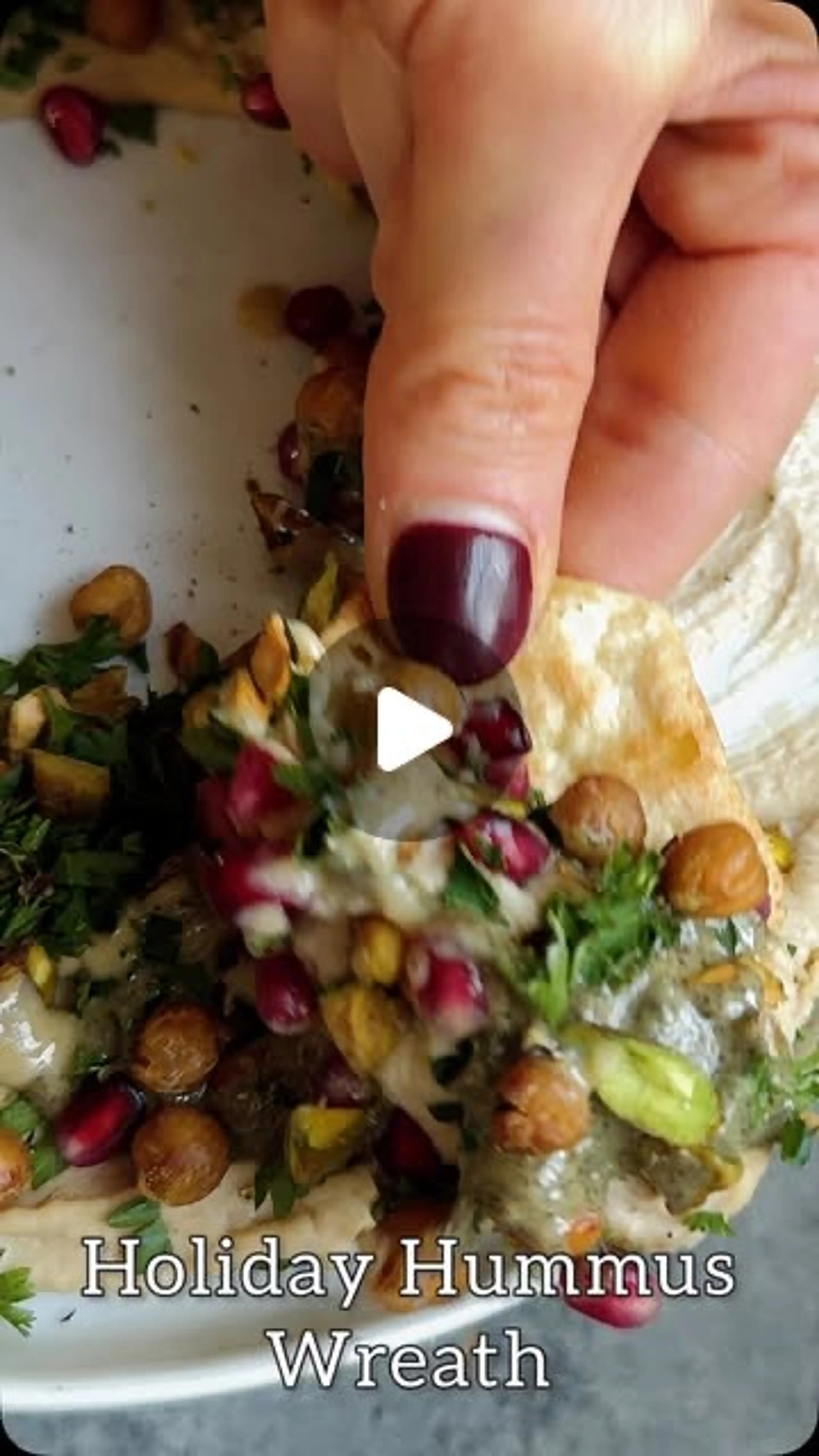 Holiday Hummus Wreath with Pomegranate & Pistachios!! Litera
