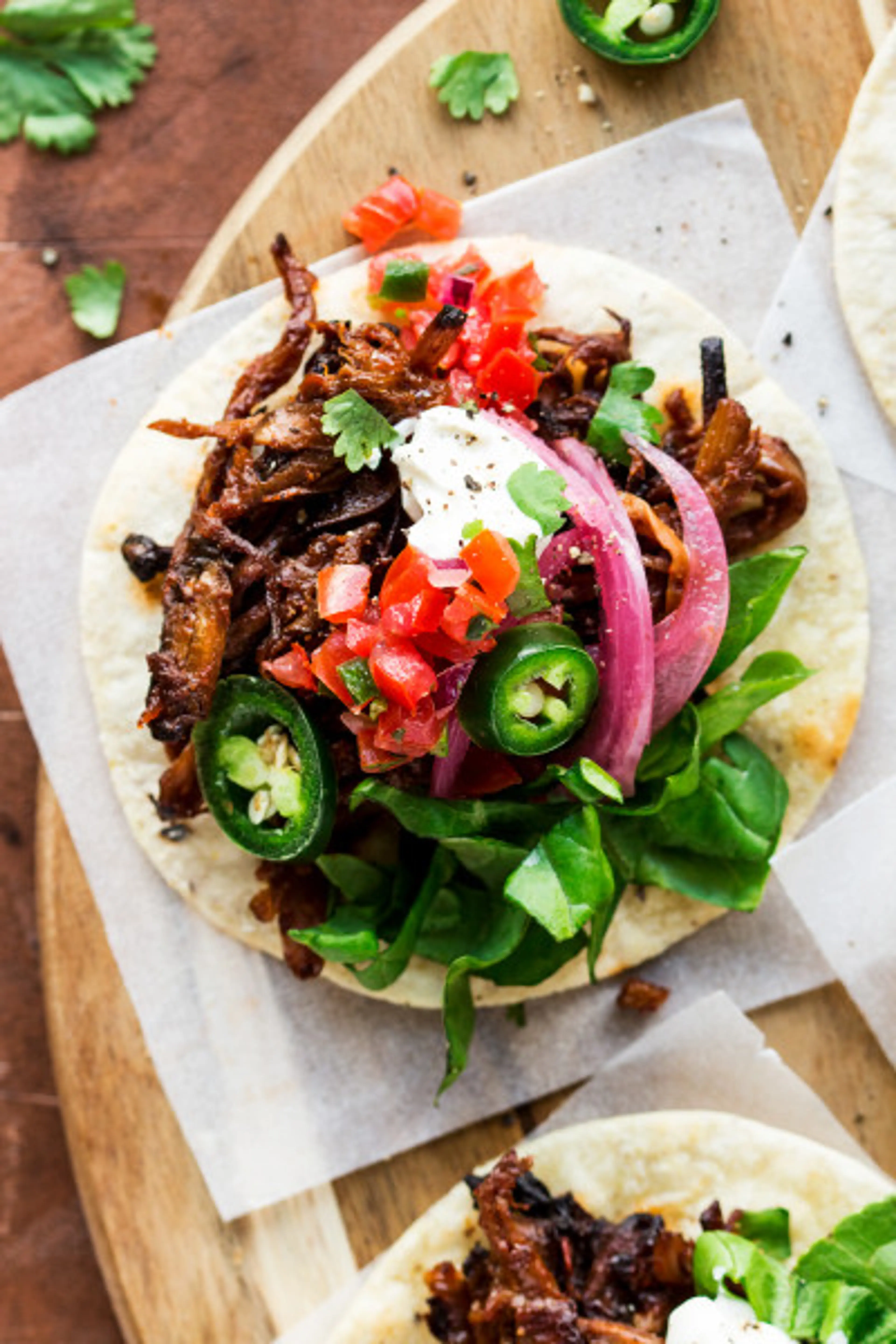 Vegan pulled mushroom tacos