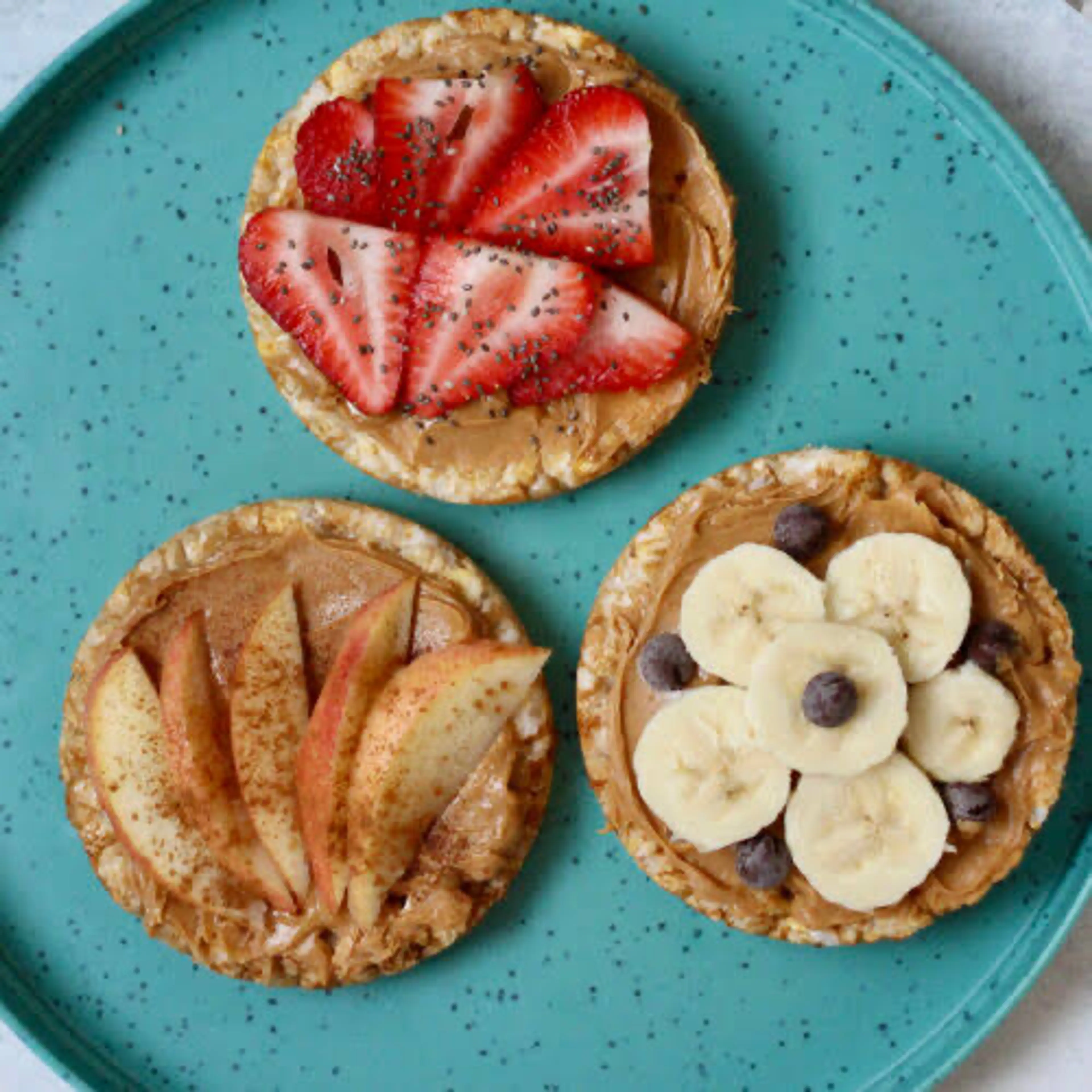 Rice Cakes With Nut Butter