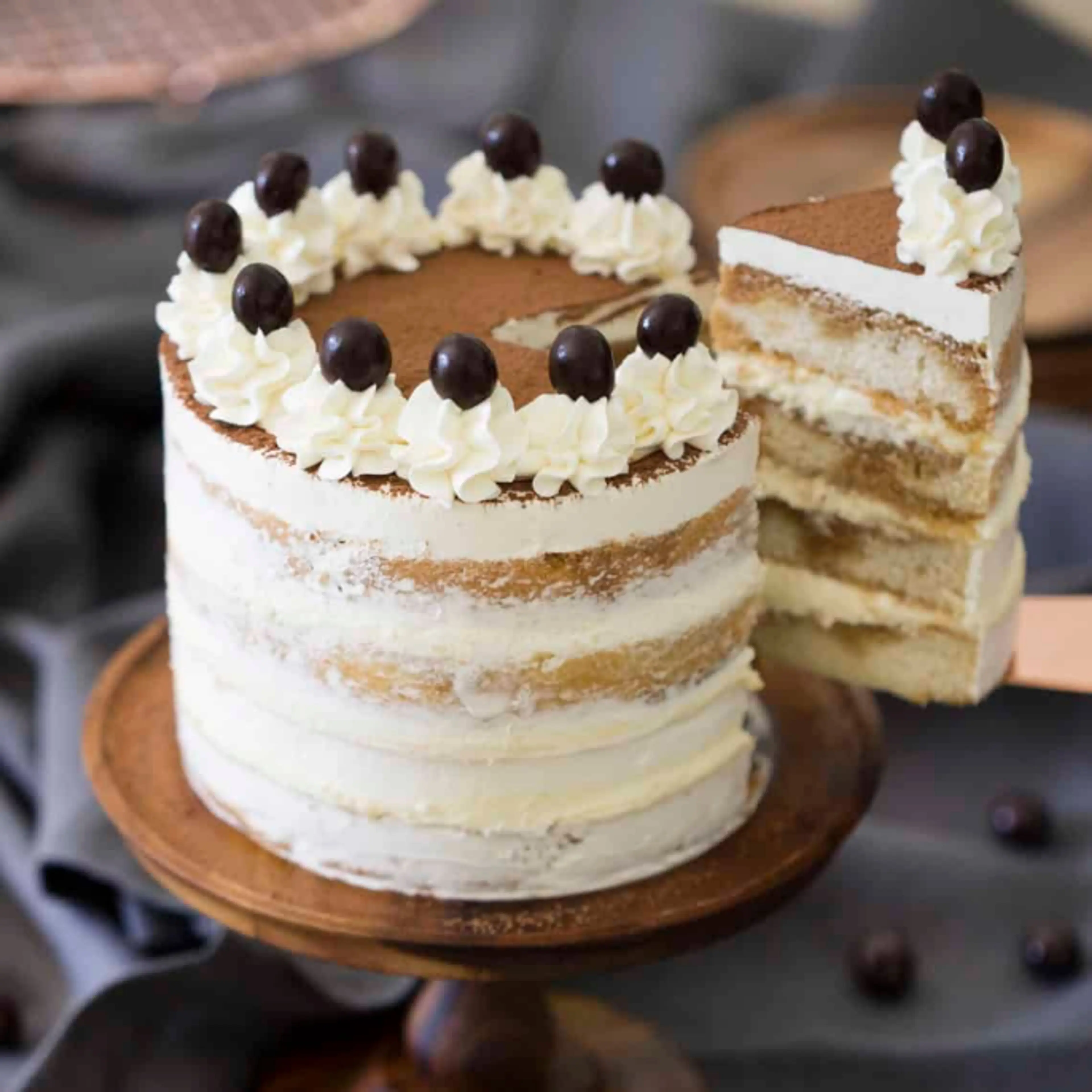 Tiramisu Cake