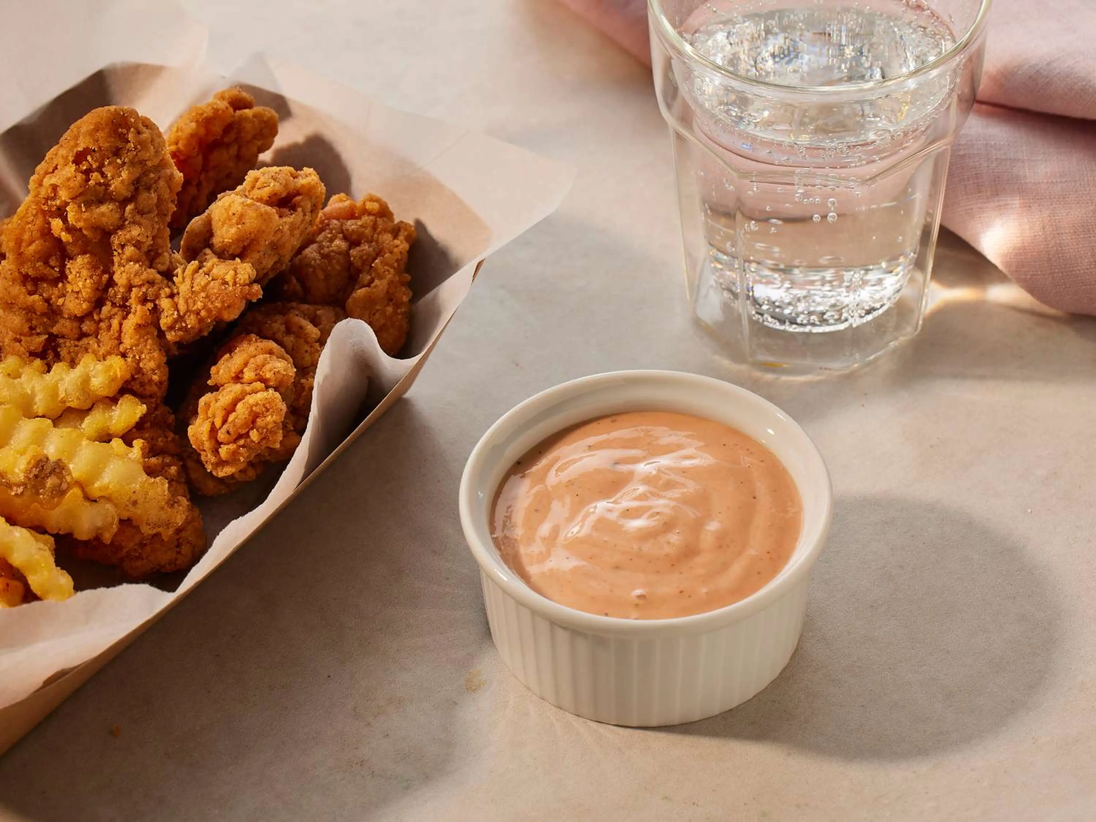 Copycat Raising Cane’s Sauce Tastes Just Like the Real