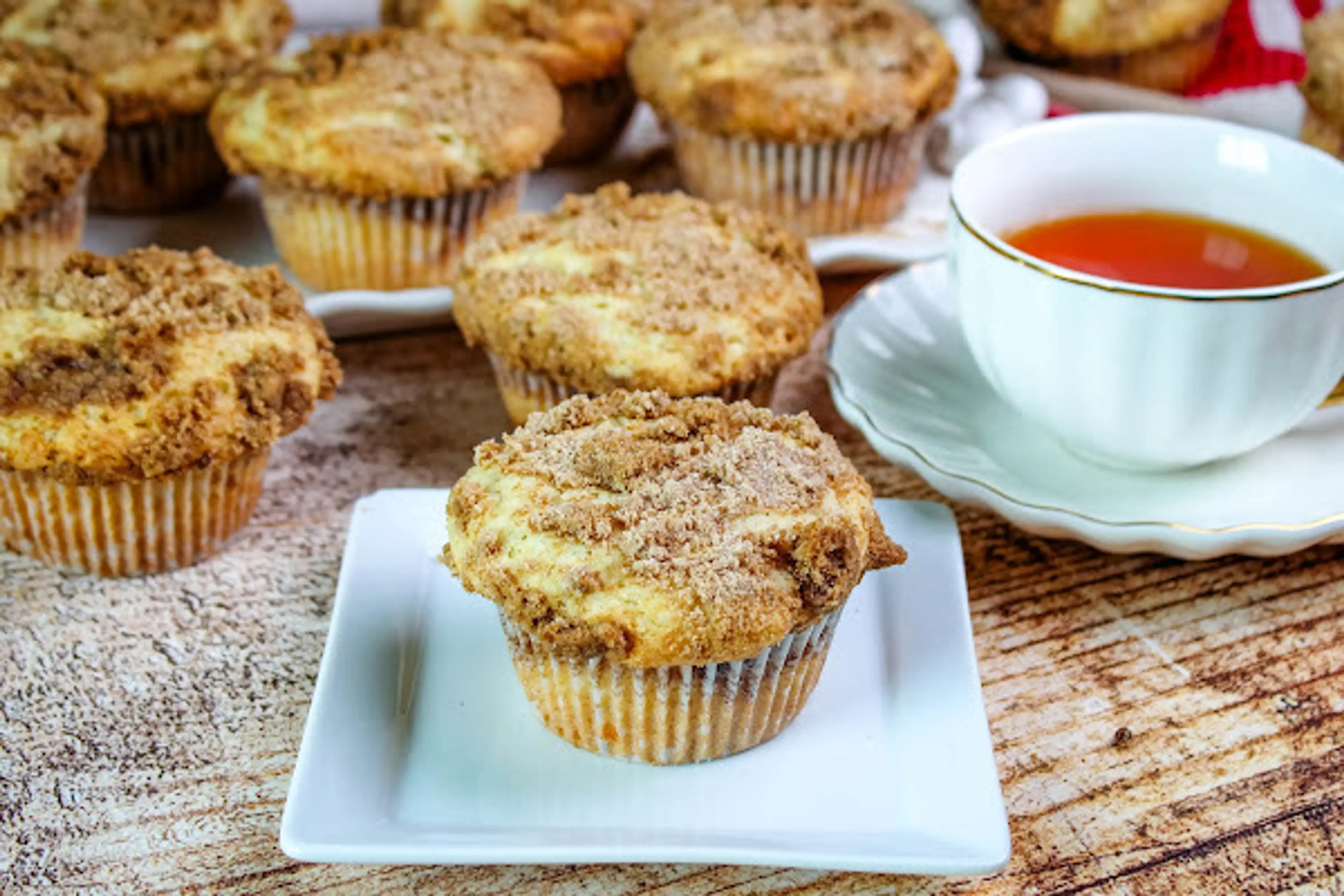 Crumb Cake Muffins