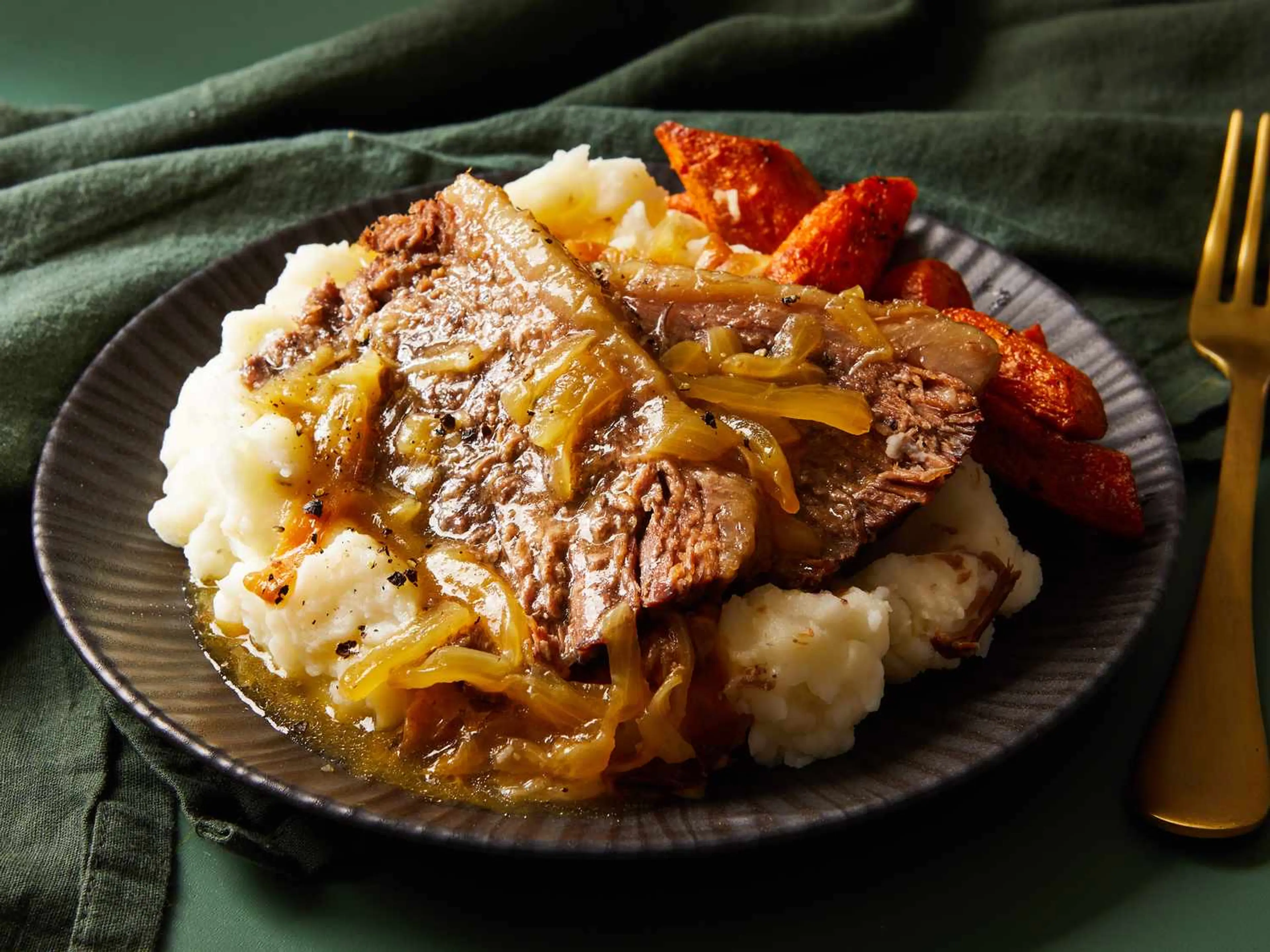 Bottom Round Roast with Onion Gravy