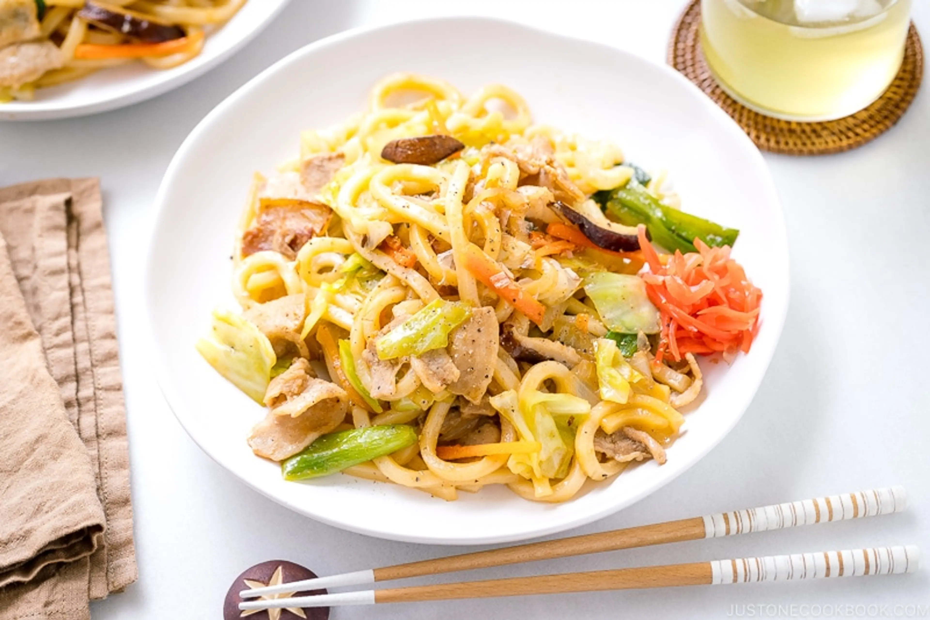 Yaki Udon (Japanese Stir-Fried Udon Noodles)
