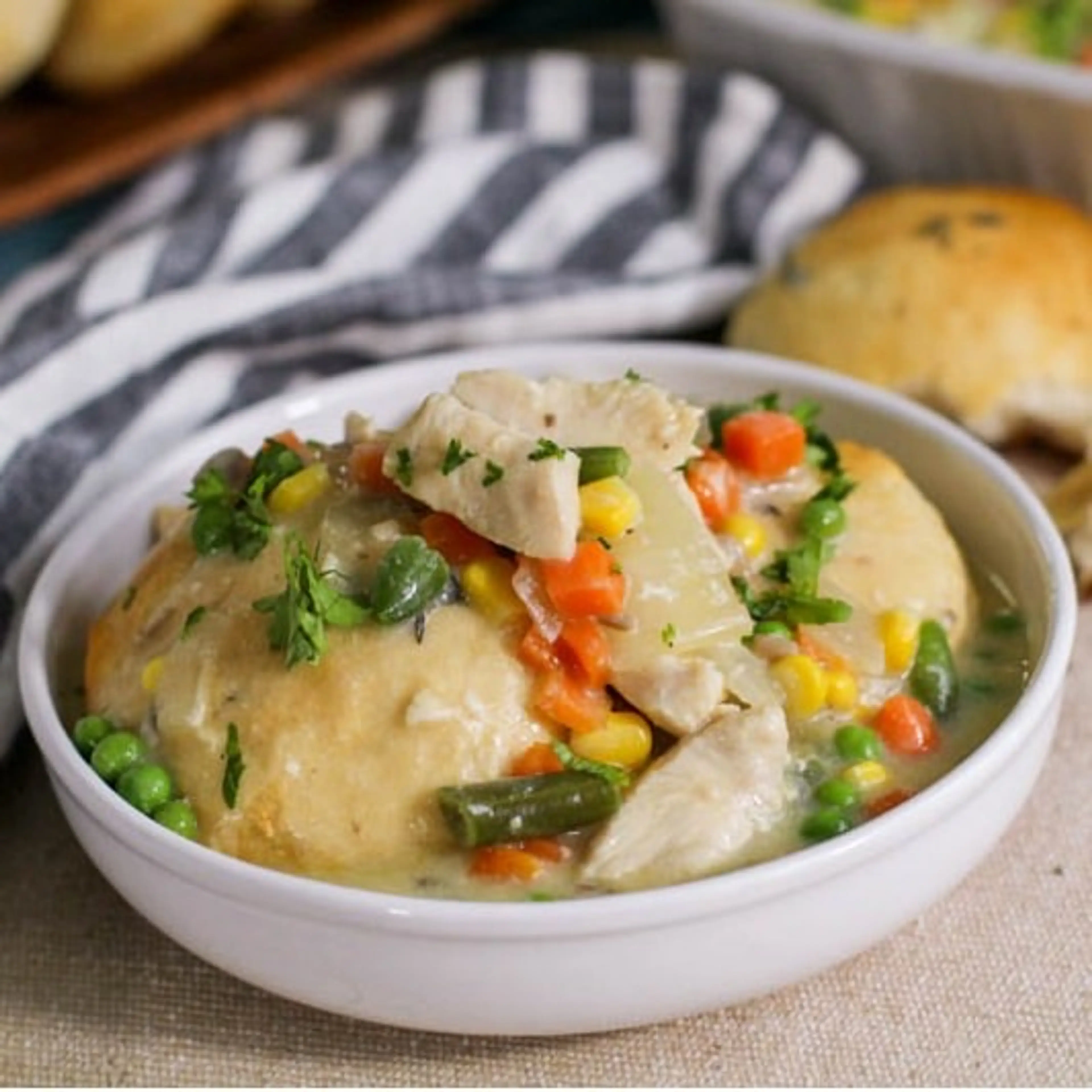 Easy Crockpot Chicken and Dumplings