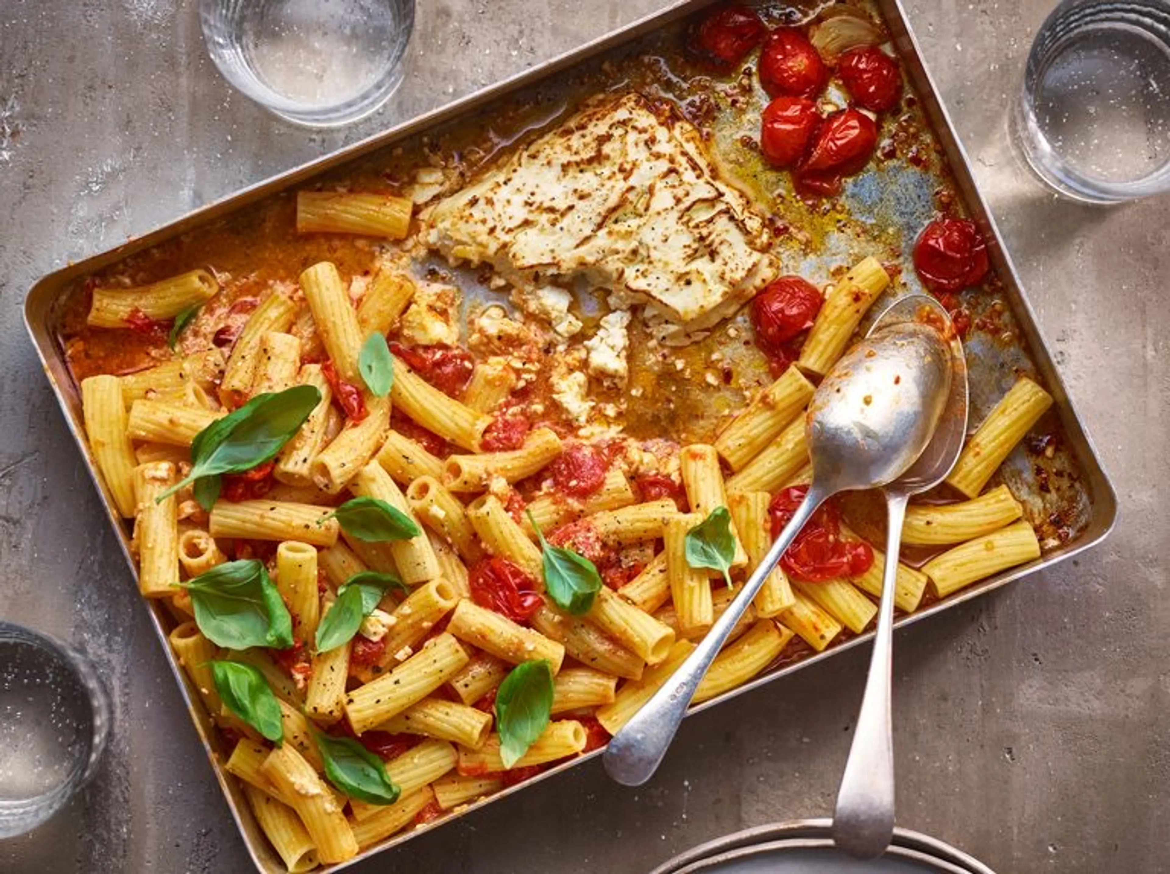 Baked feta pasta