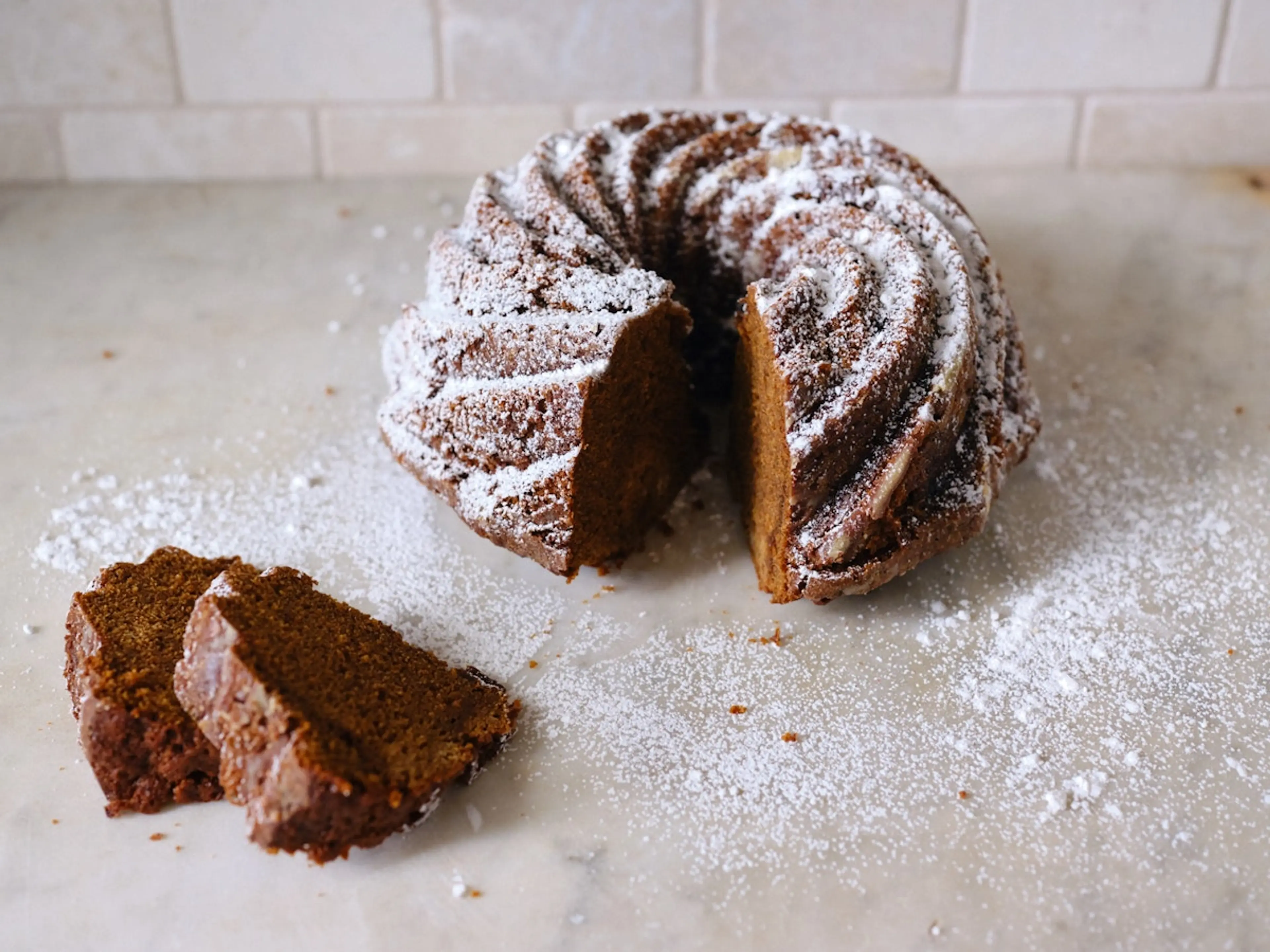 Black Sticky Gingerbread