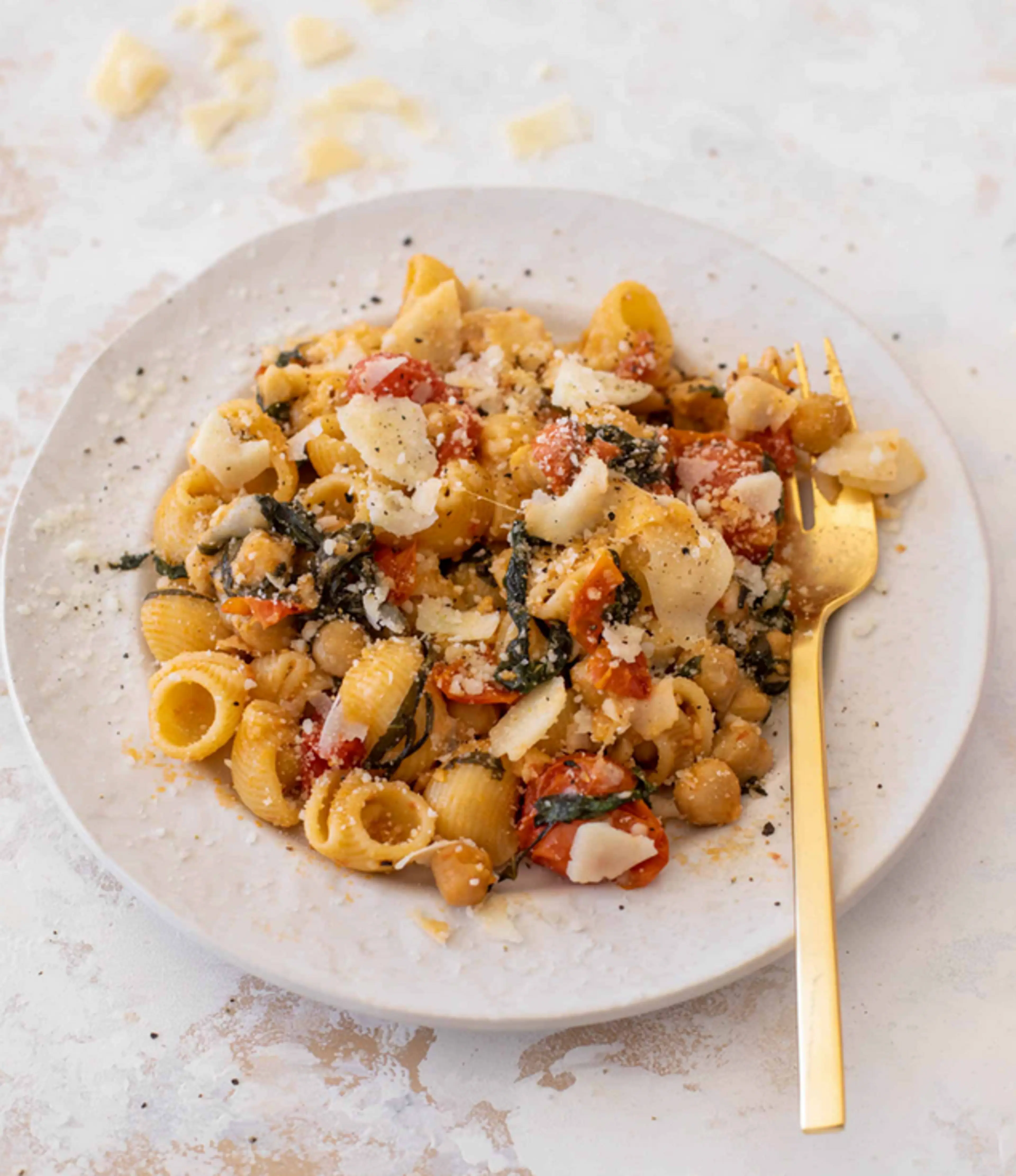 Garlicky Burst Tomato Pasta with Chickpeas and Basil