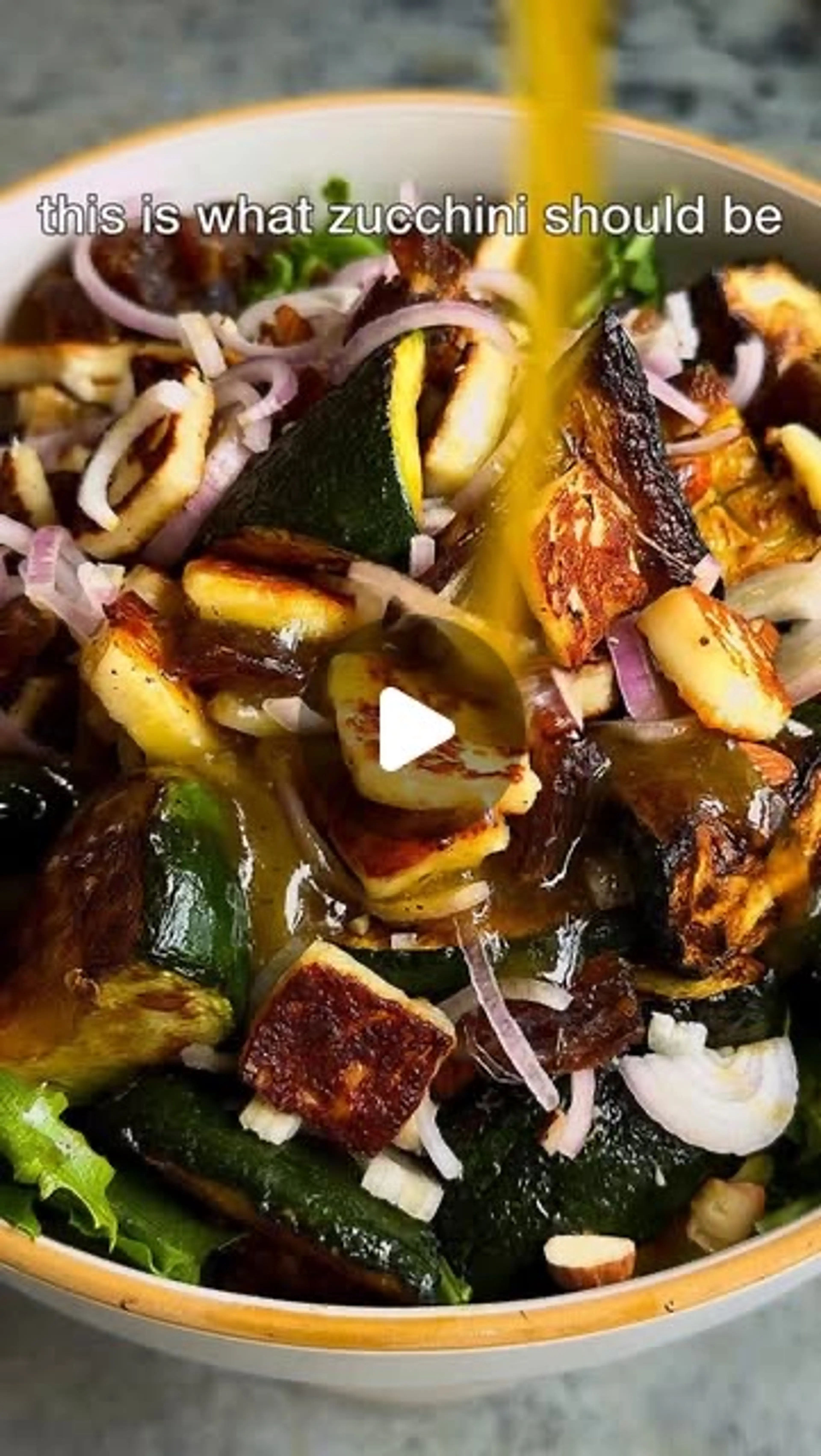 Zucchini & Halloumi Salad
