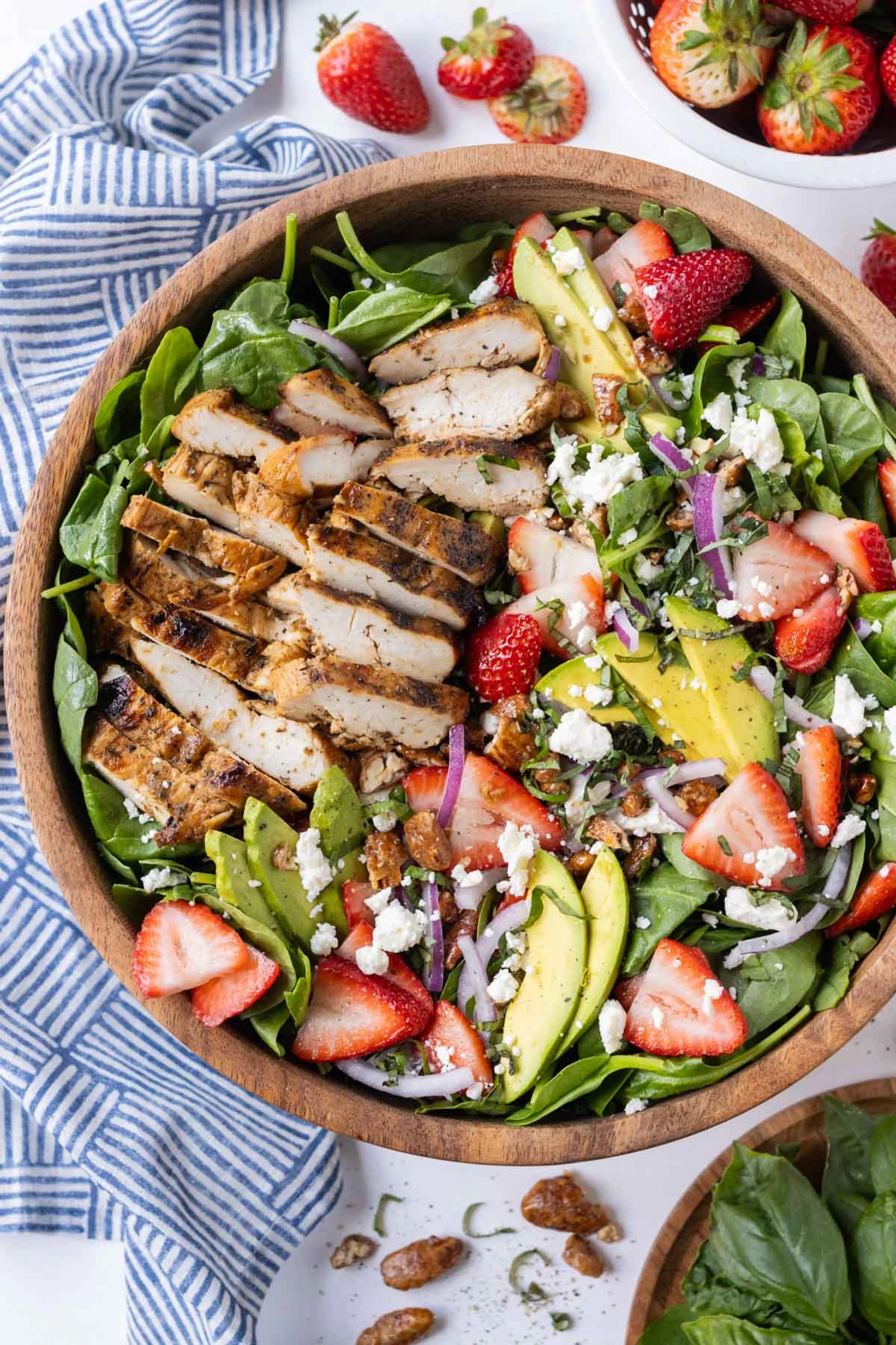 Strawberry Spinach Salad with Chicken