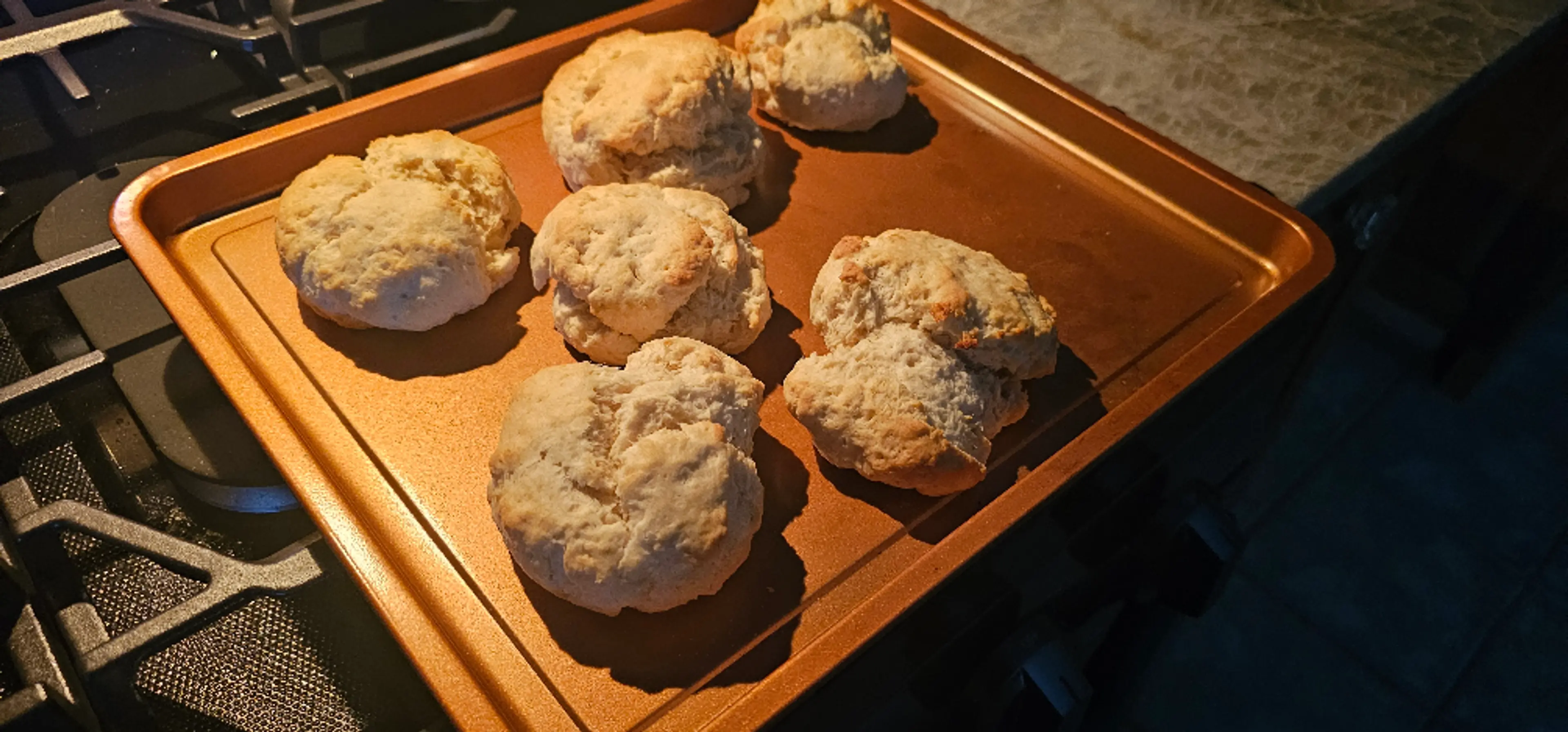 2-Ingredient Cream Biscuits