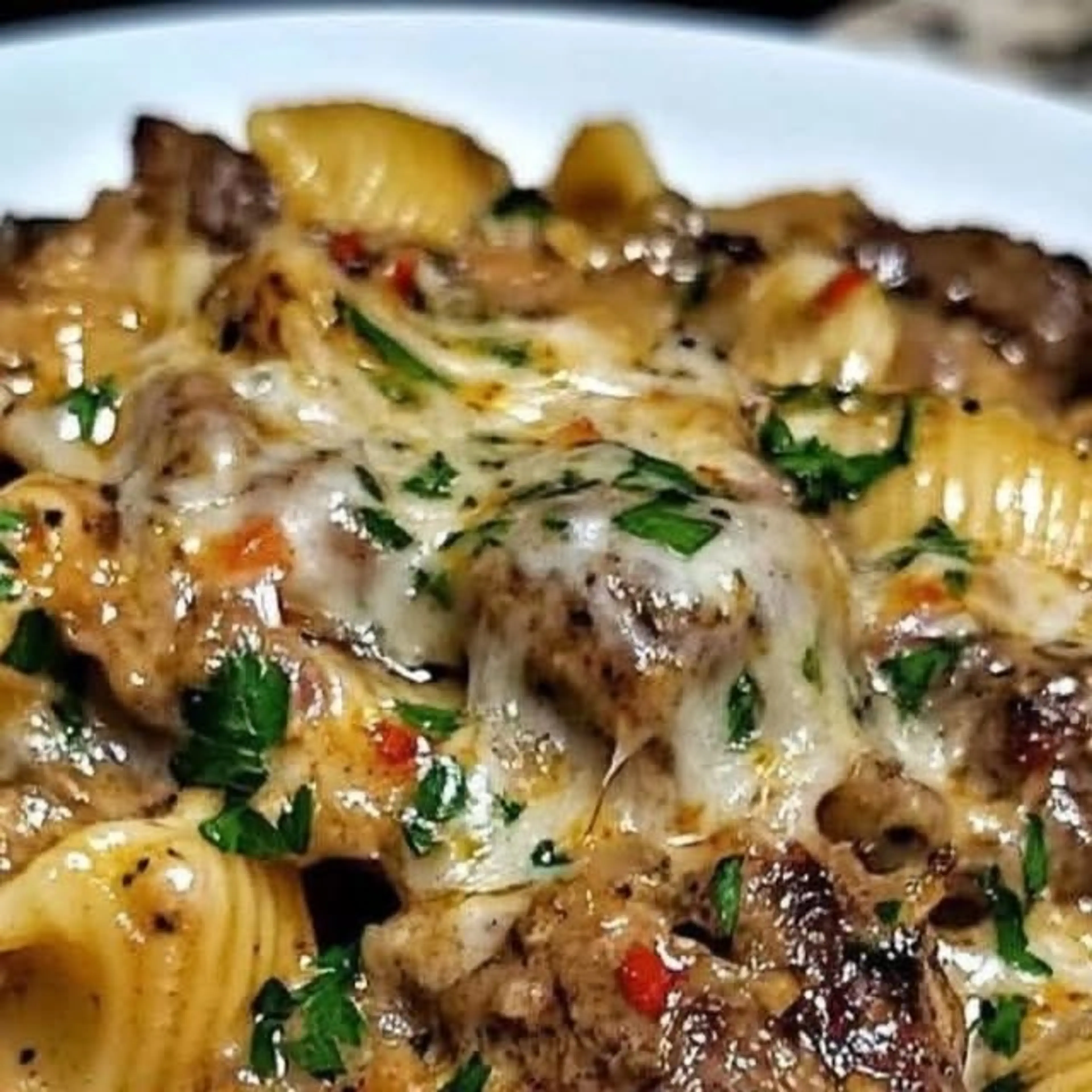 Creamy Paprika Steak Shells