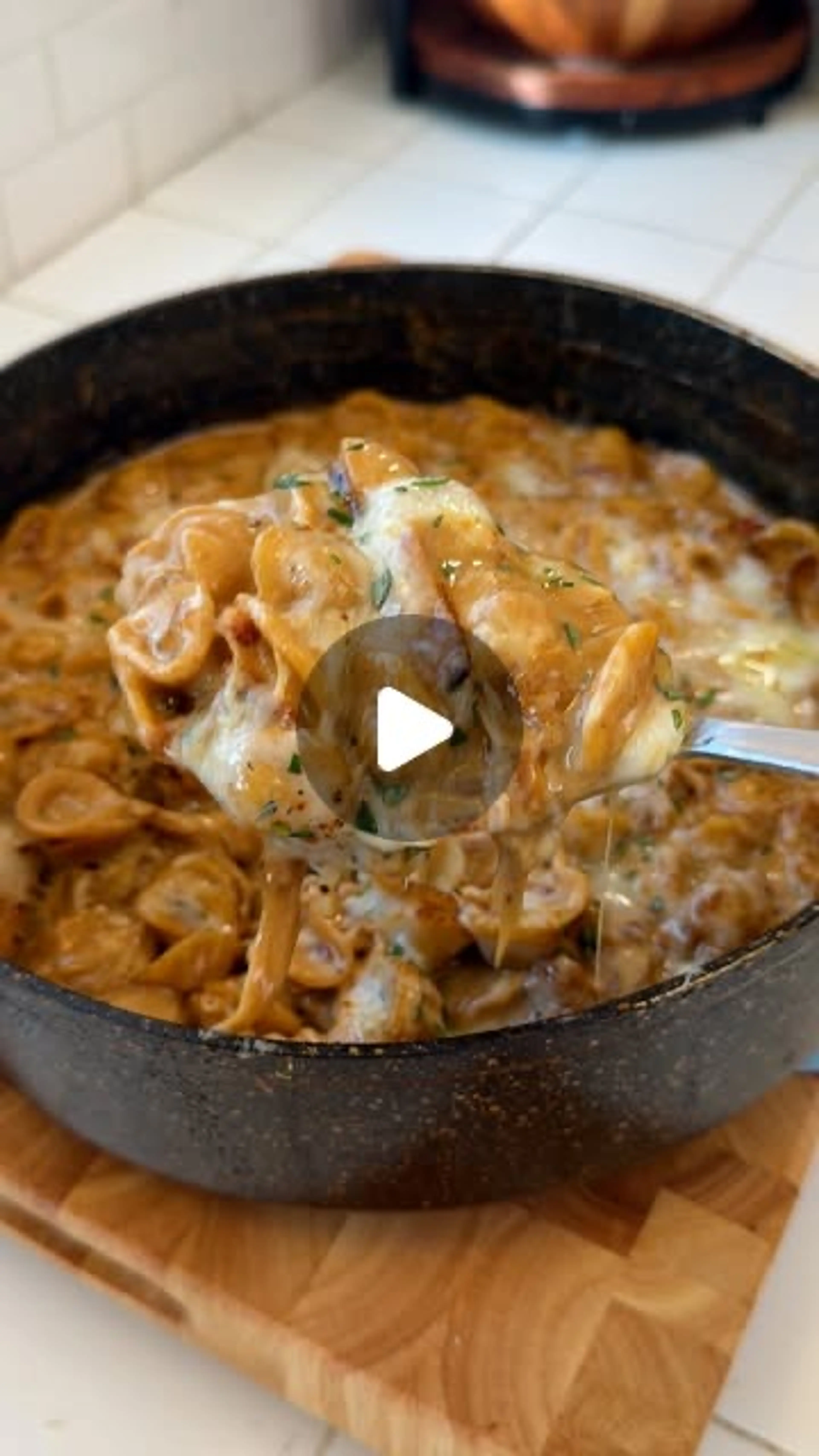 One Pot Creamy French Onion Pasta