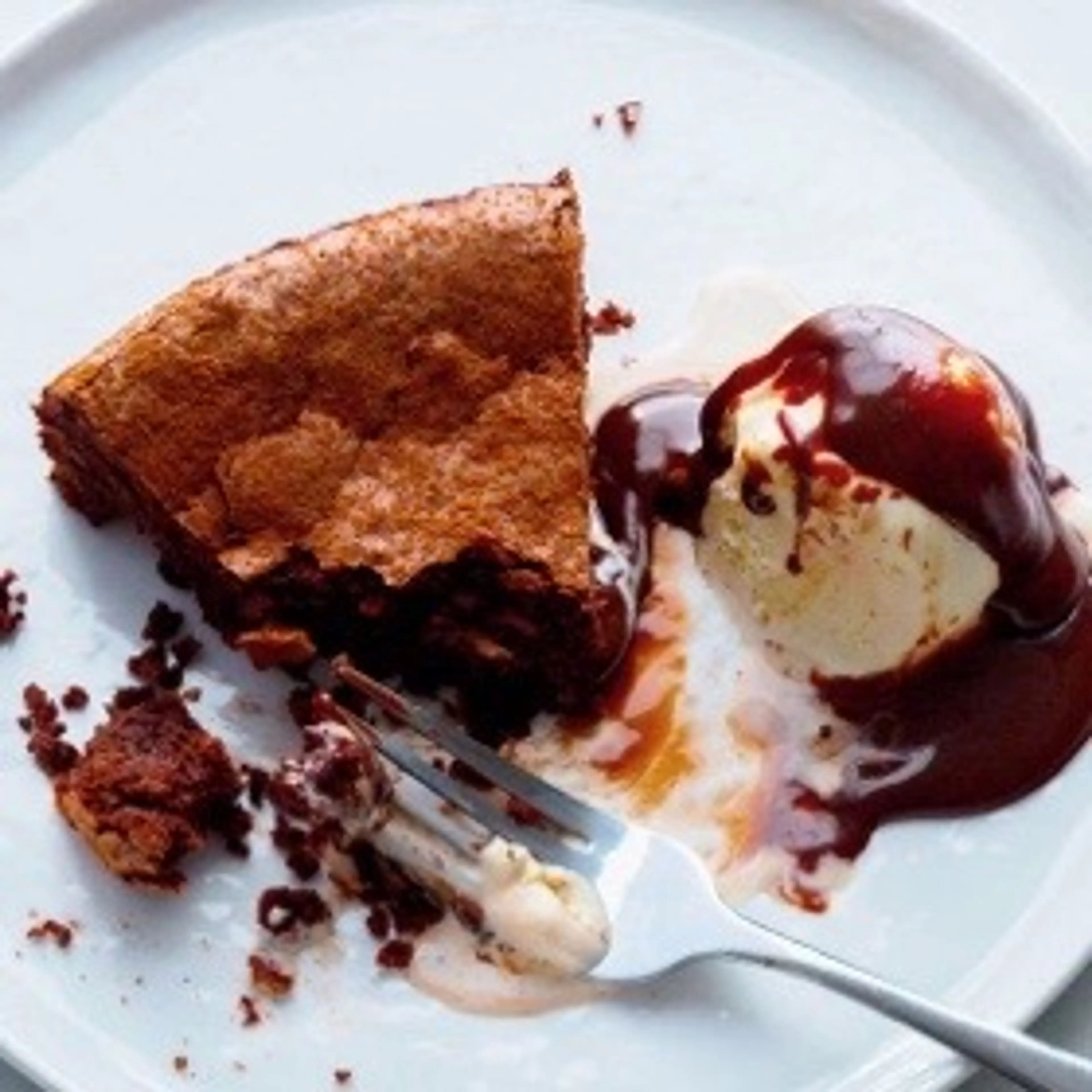 How to Make Flourless Chocolate Cake