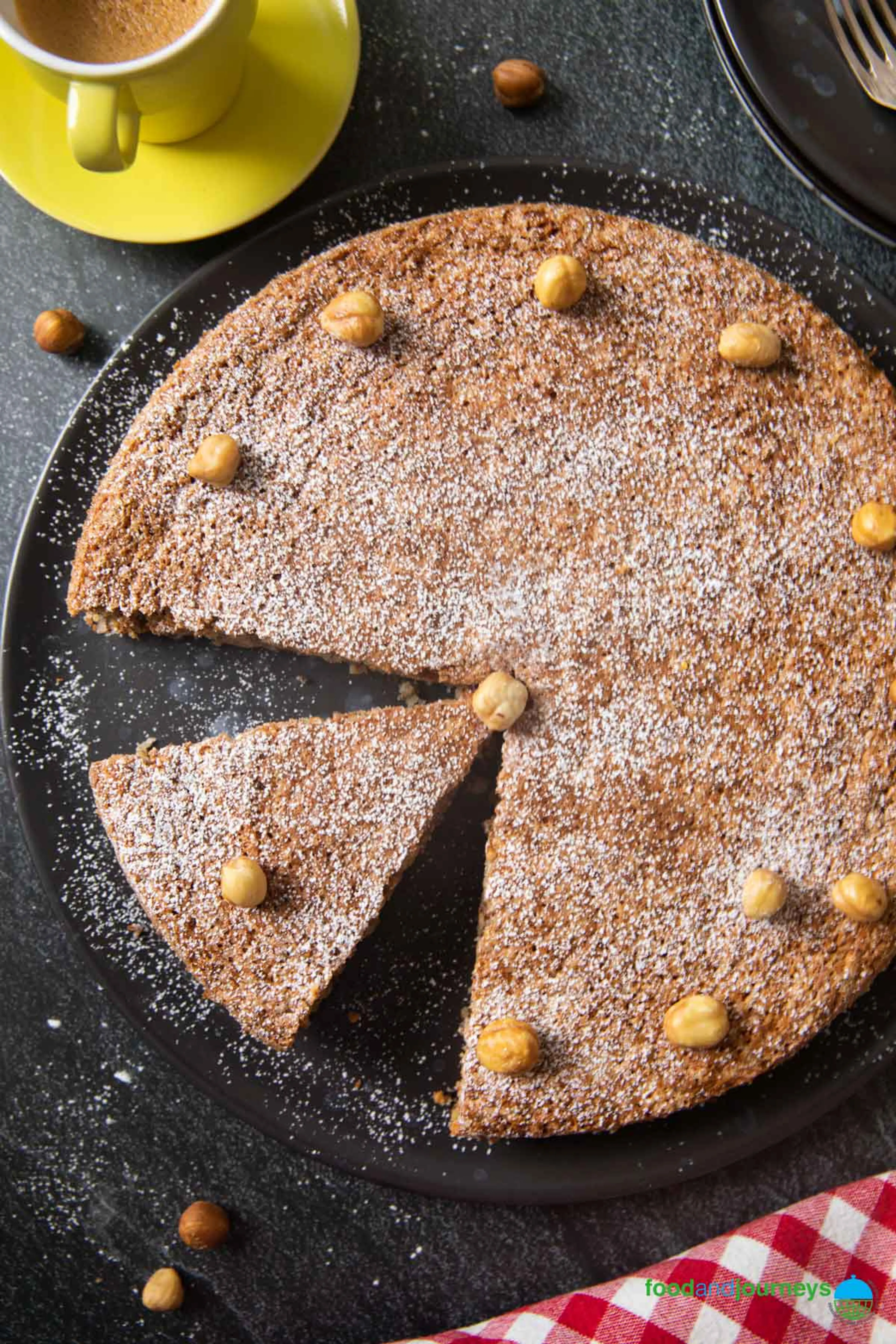 Torta di Nocciole