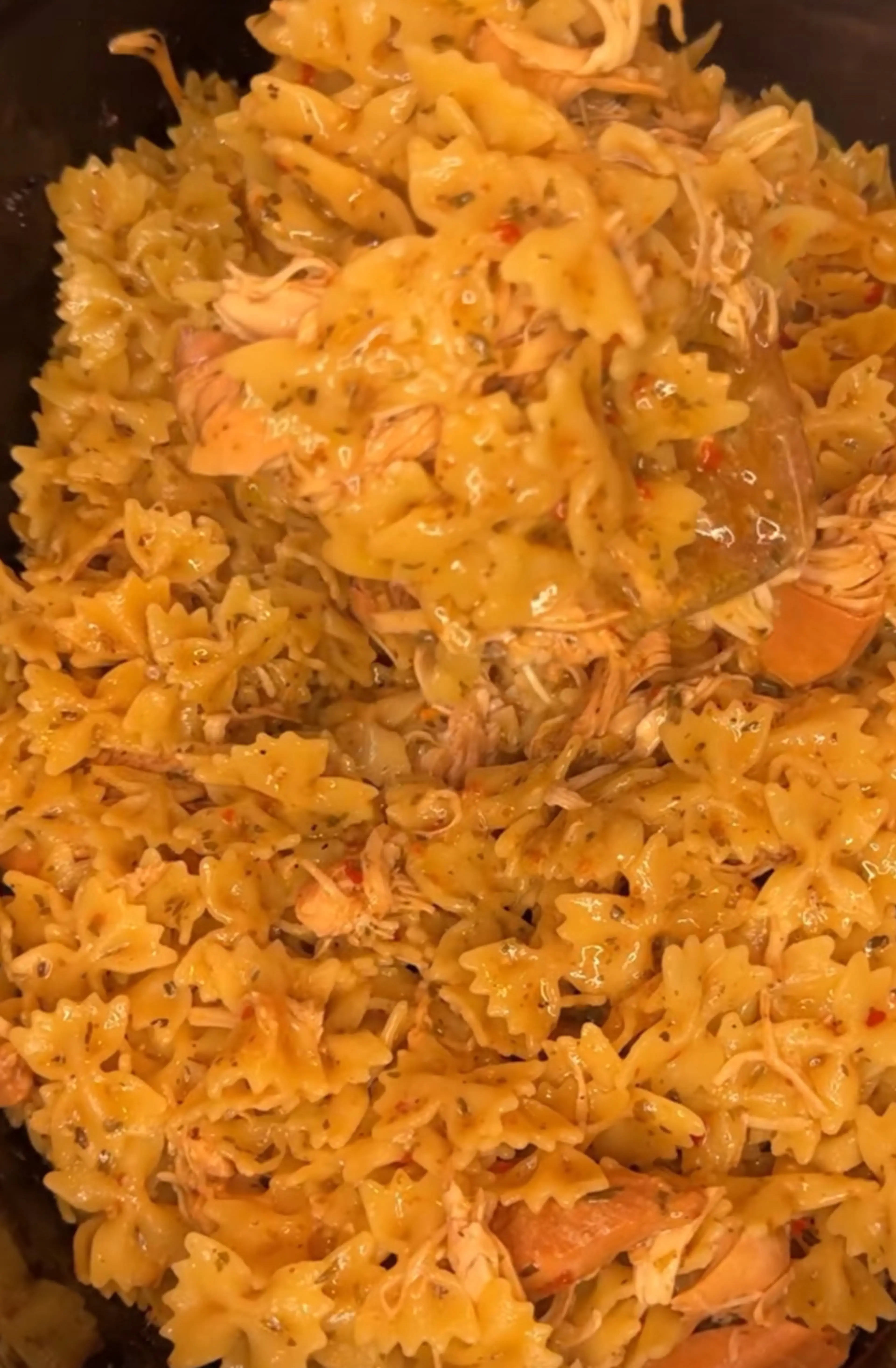 Crock Pot Garlic Parmesan Chicken Pasta