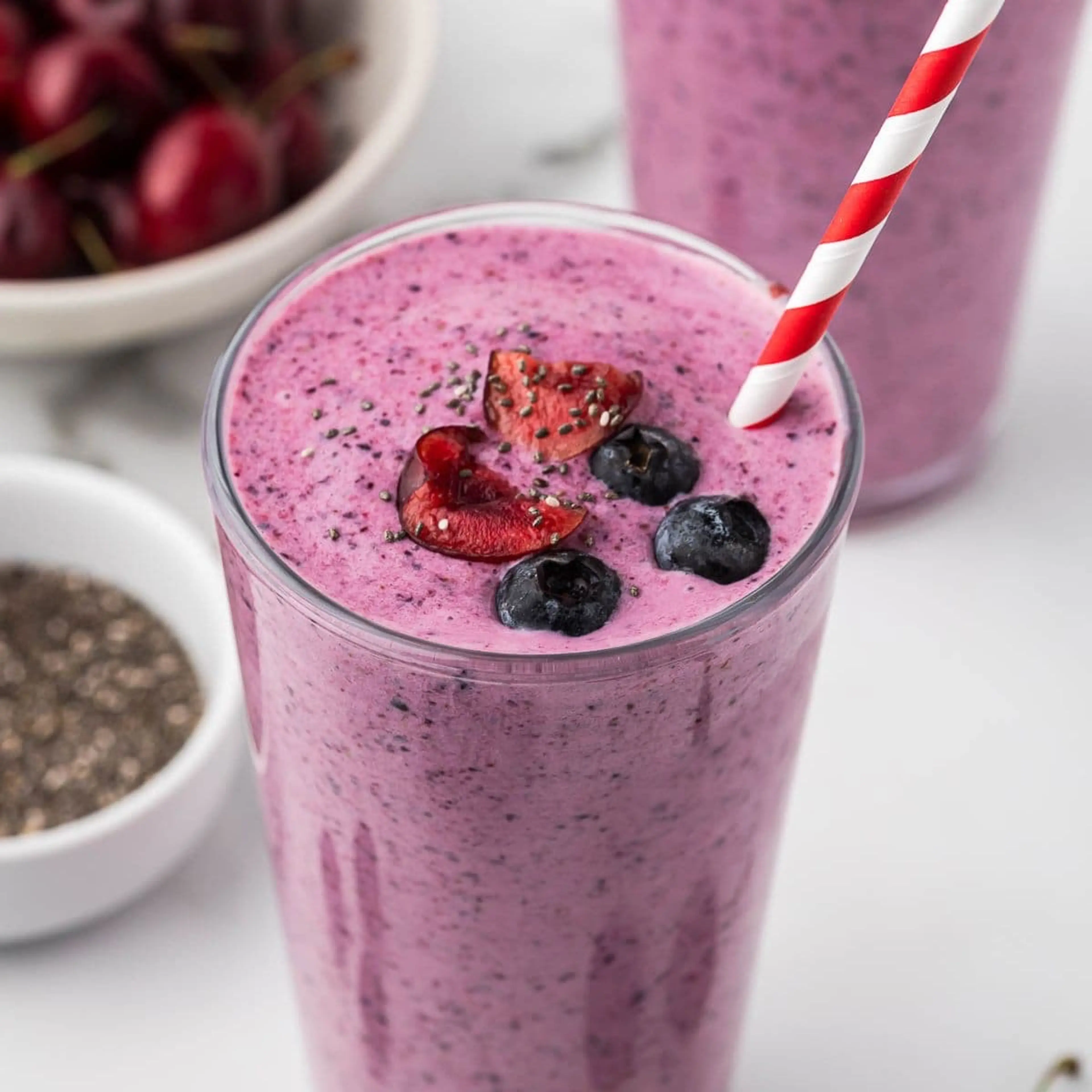 Berry Chia Seed Smoothie