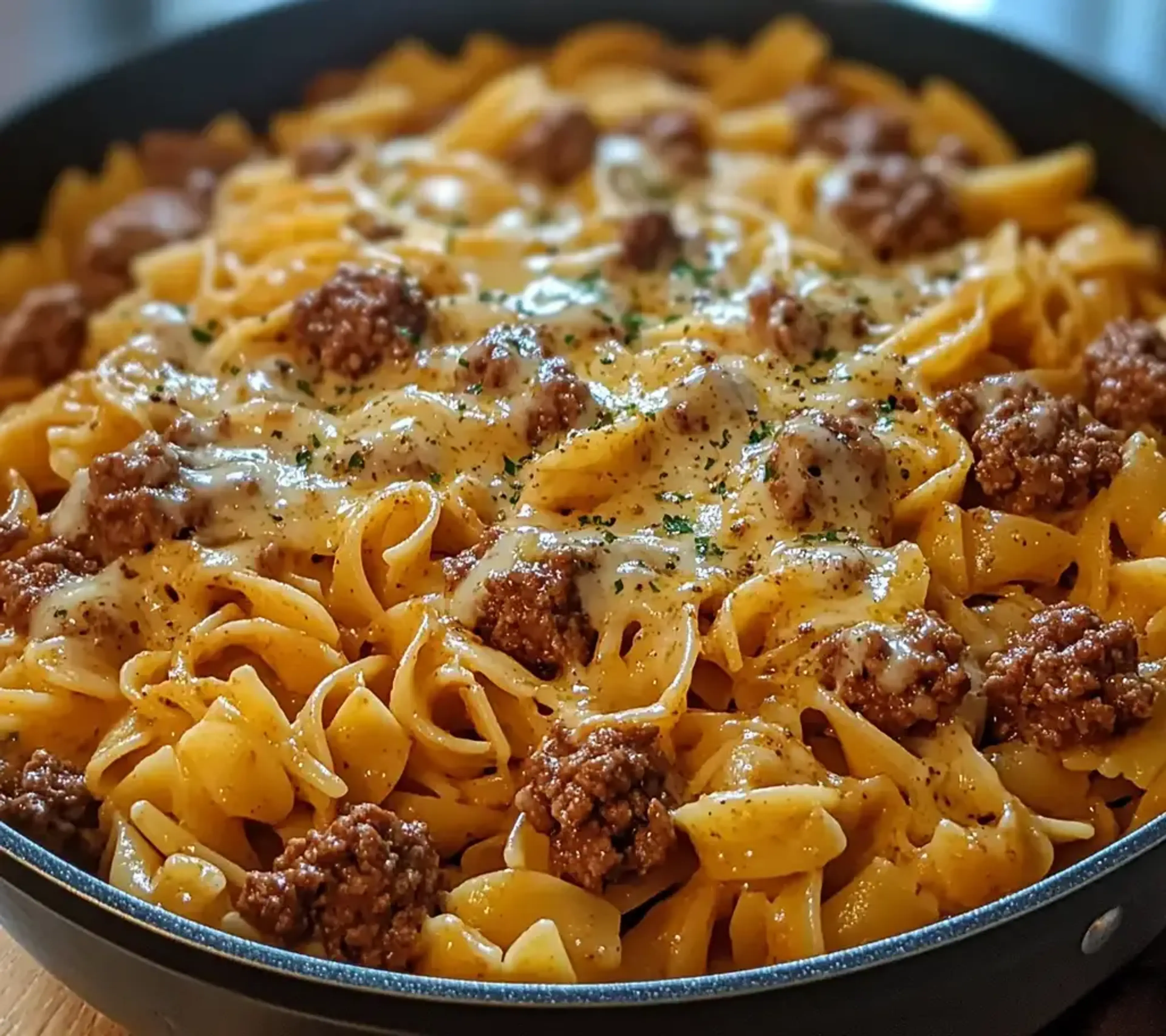 One-Pot Turkey and Cheddar Ranch Pasta