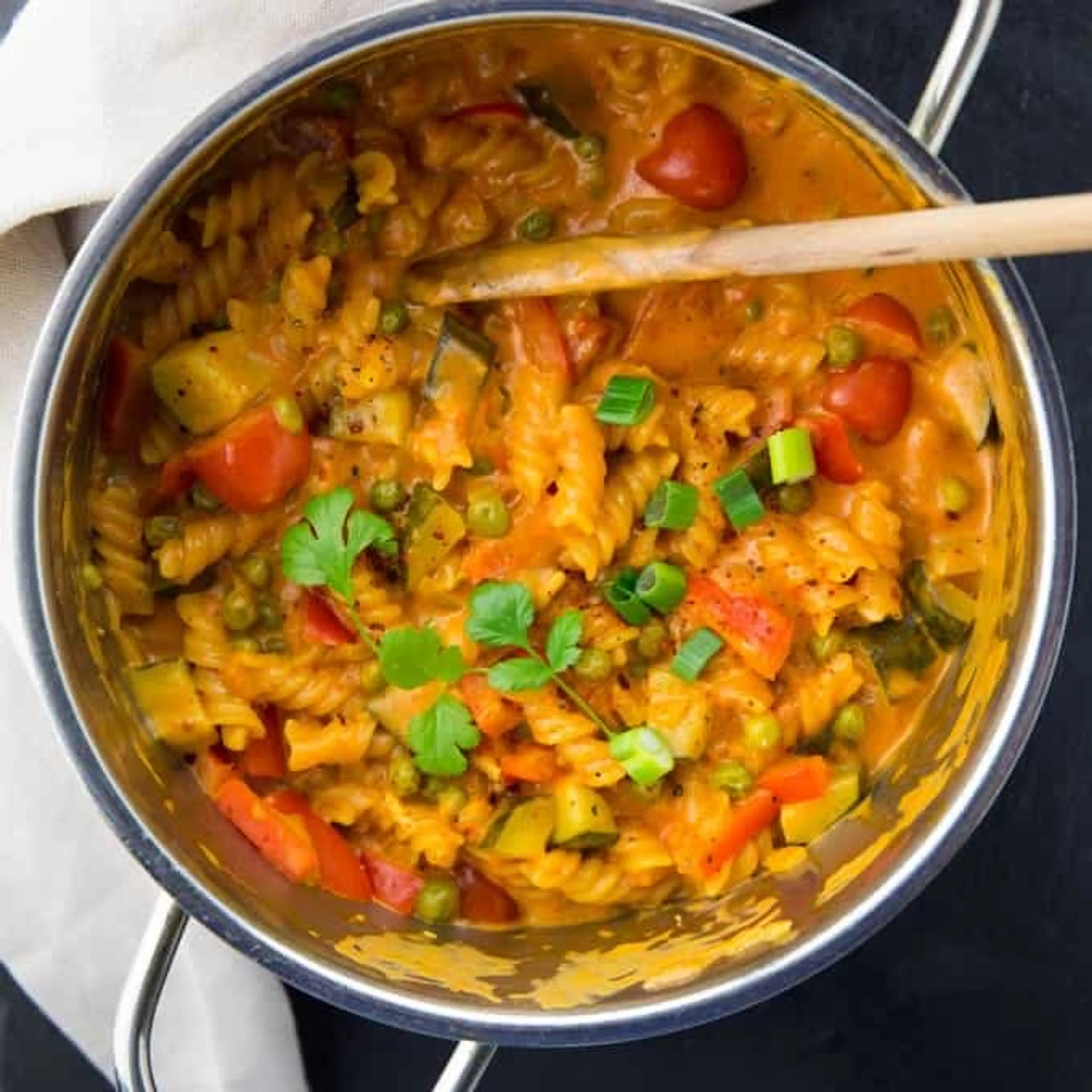 Vegane One Pot Pasta (Asian Style)