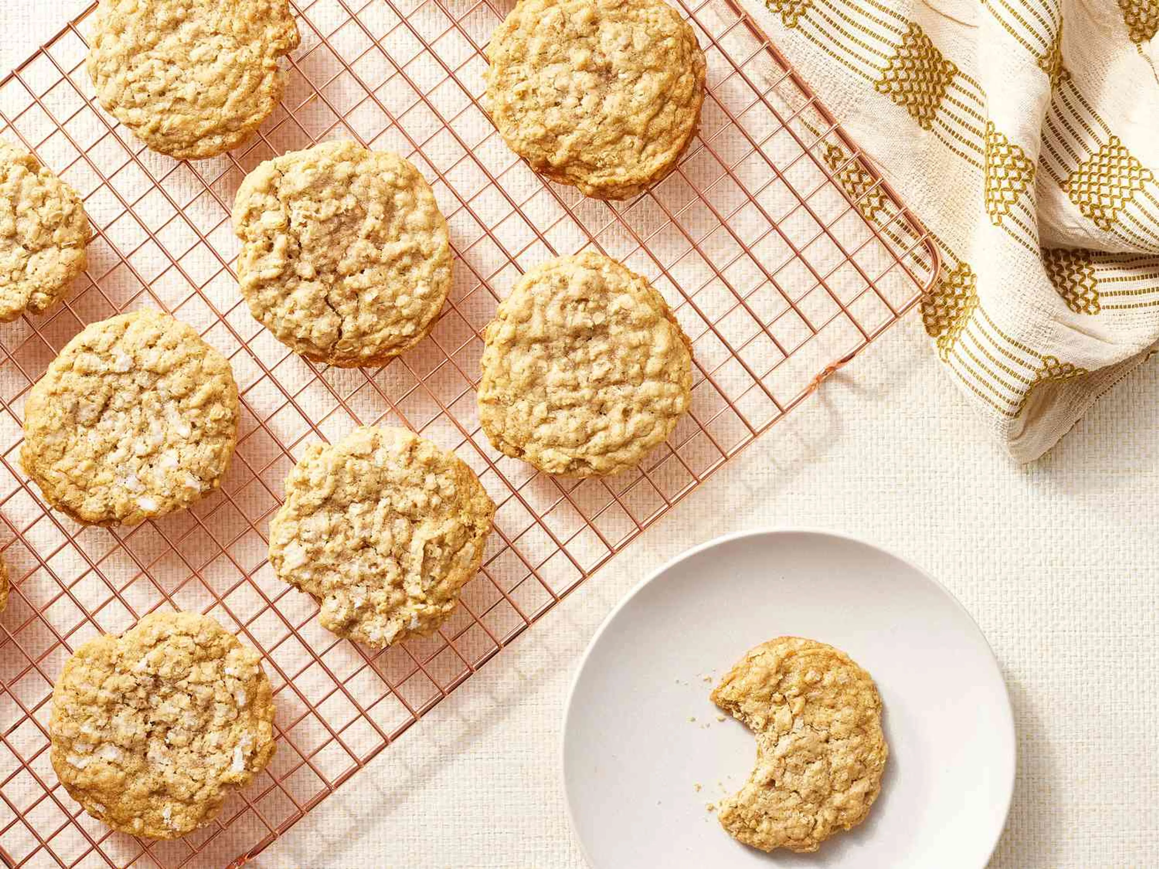 Soft Oatmeal Cookies